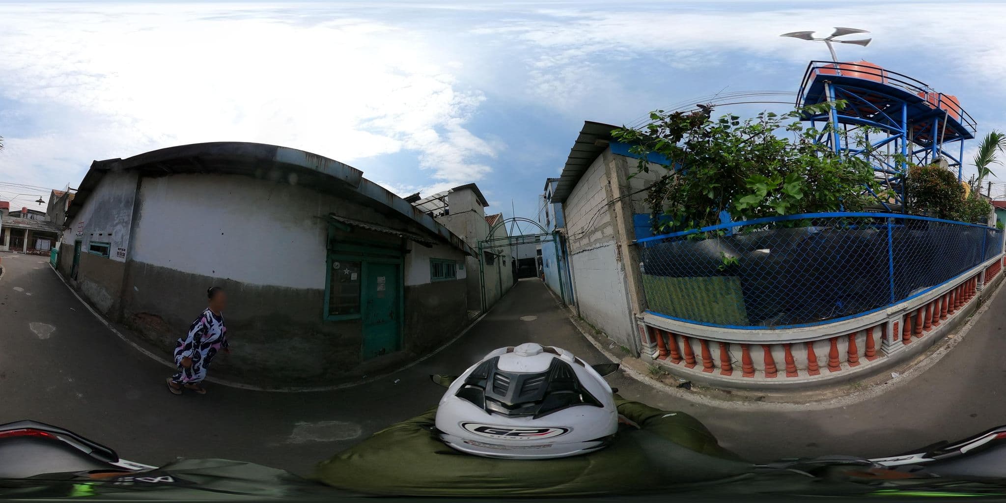 Street view near Kamar Bunga, Margahayukencana — © Kaart_Local (CC BY-SA · Mapillary)