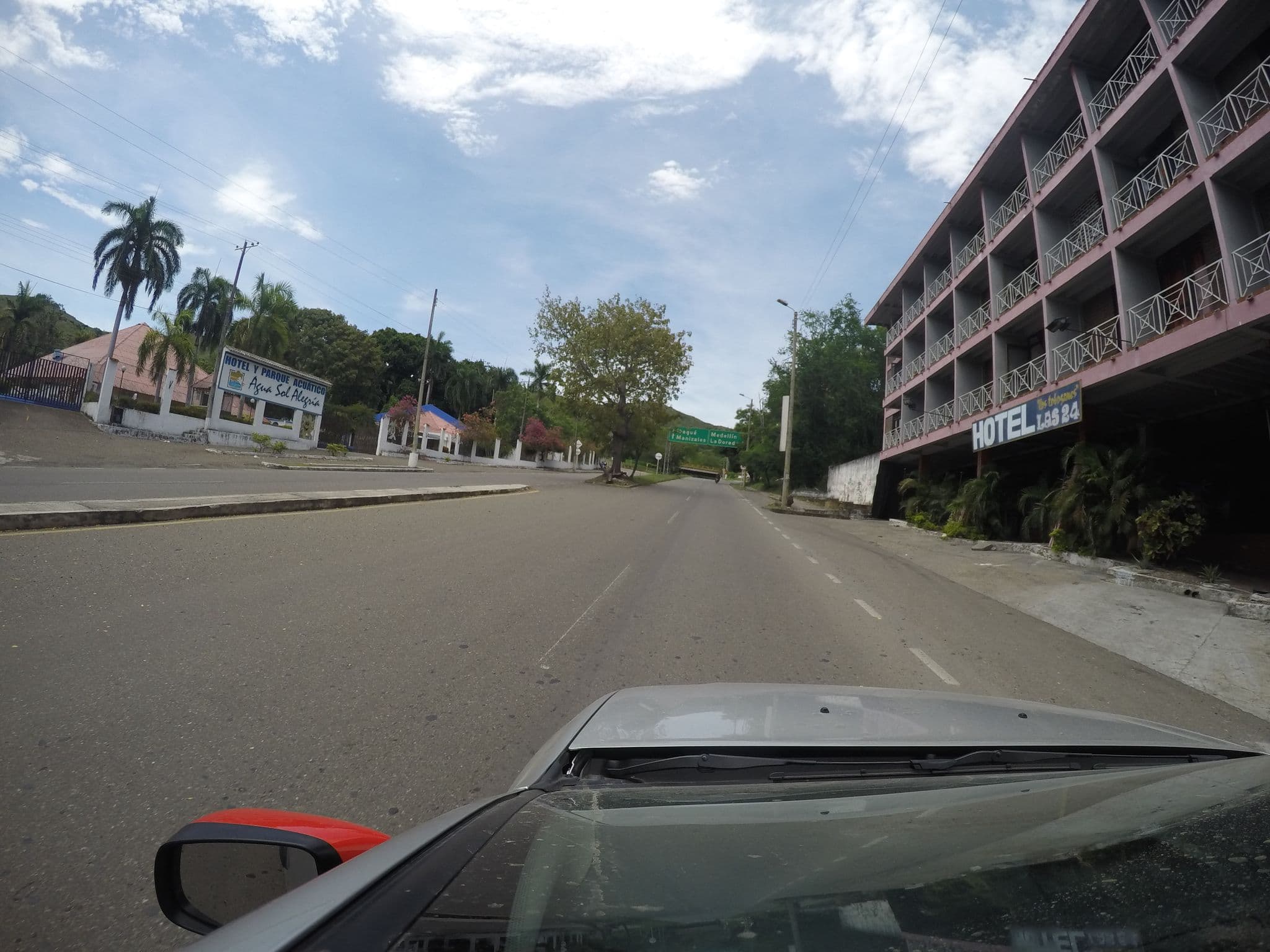Street view near Hotel Los Toboganes, Honda — © t0mmy (CC BY-SA · Mapillary)