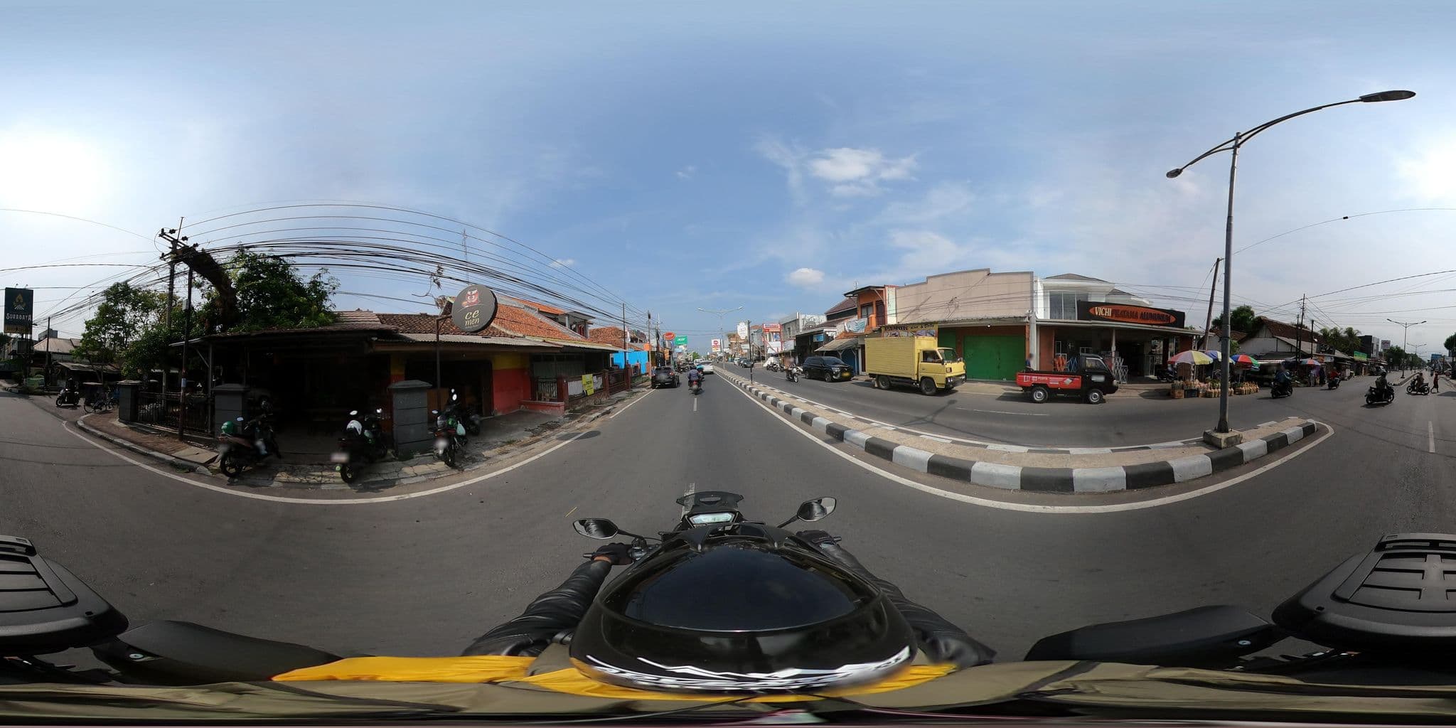 Street view near Hotel Sederhana Baru, Majalengka — © Kaart_Local (CC BY-SA · Mapillary)