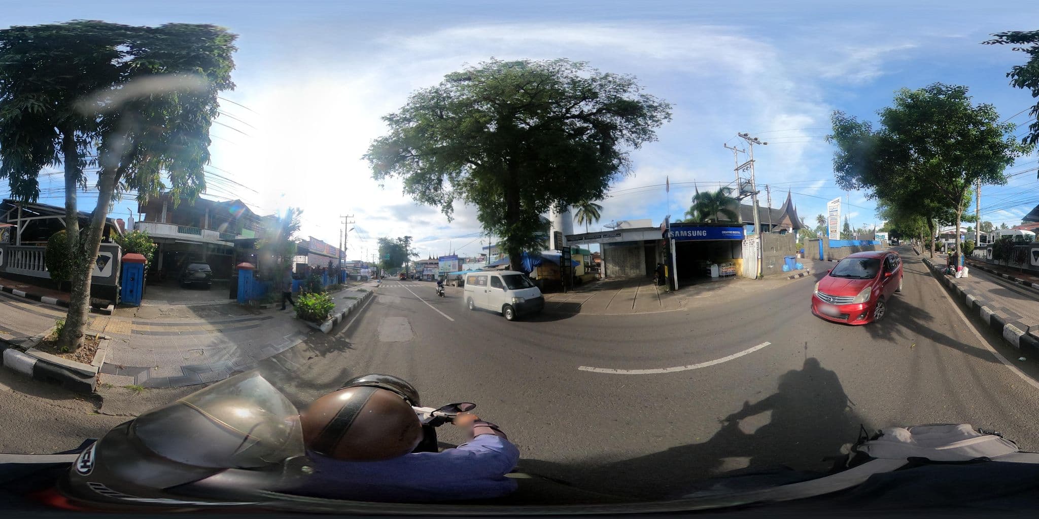 Street view near Emersia Hotel & Resort, Padangpanjang — © rgtm_ryuiki (CC BY-SA · Mapillary)