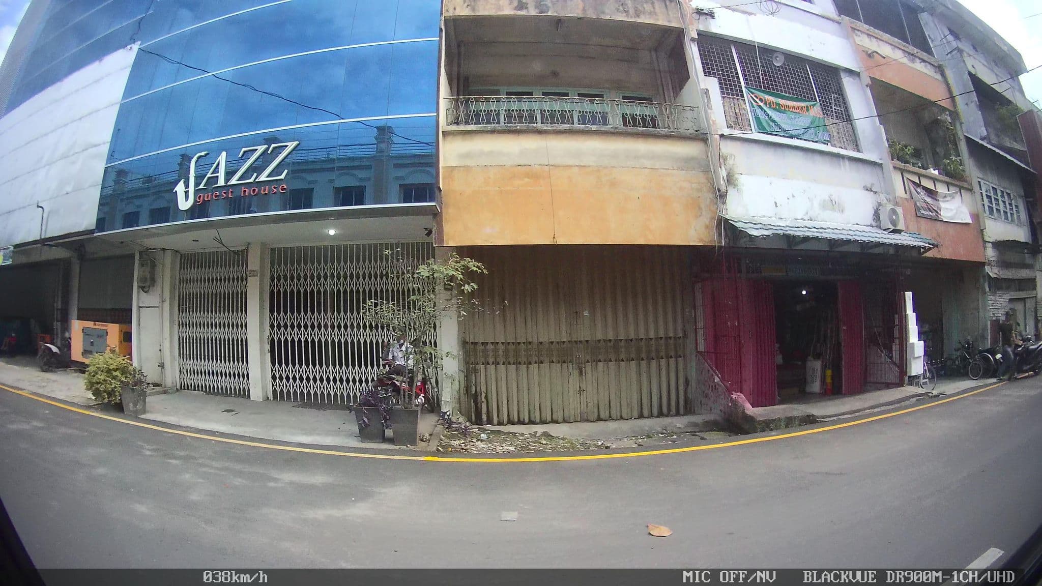Street view near Jazz Guest House, Bandar Lampung — © kaart_2 (CC BY-SA · Mapillary)