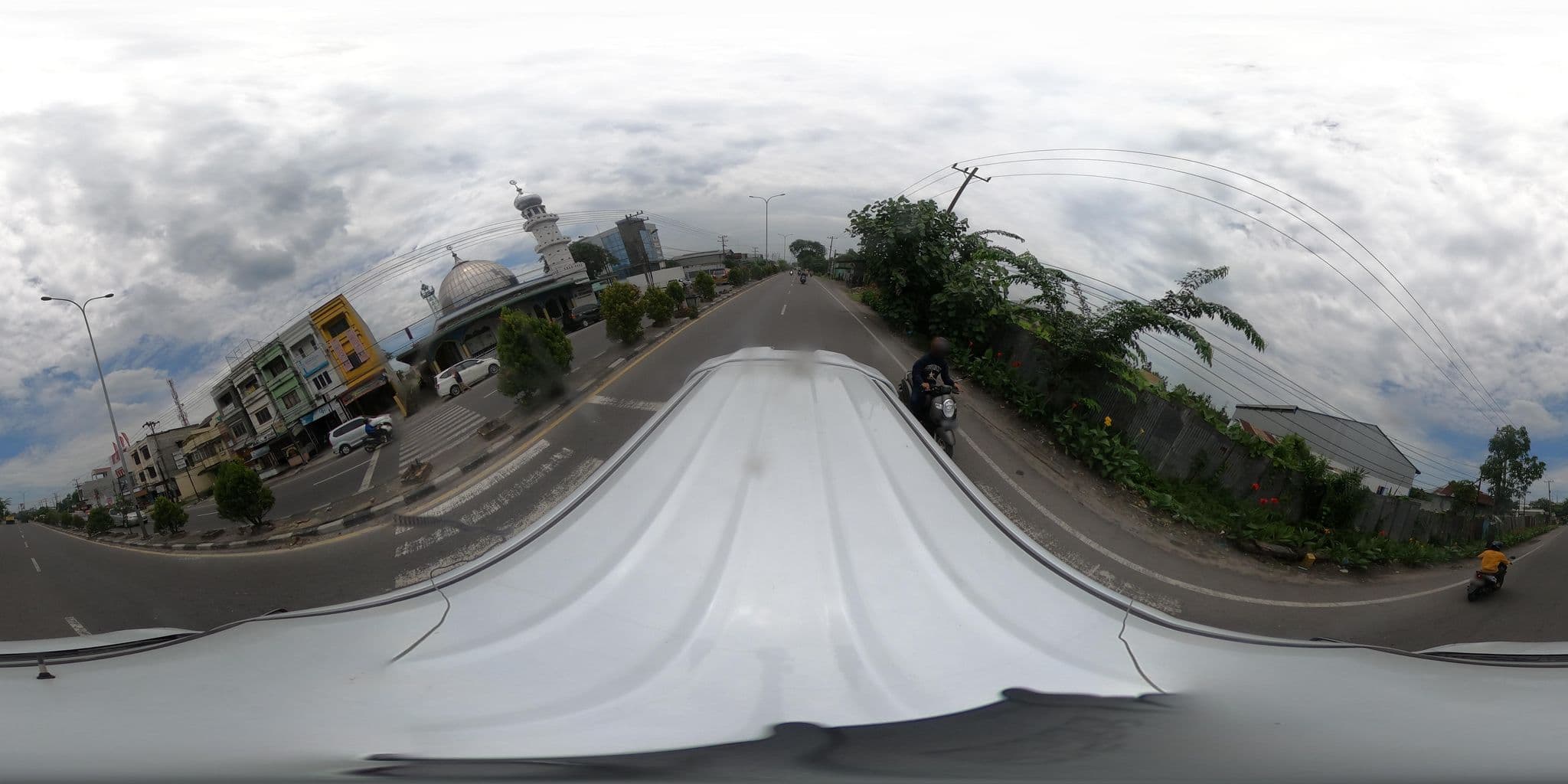 Street view near Melala Hotel, Sunggal — © kaart_360 (CC BY-SA · Mapillary)