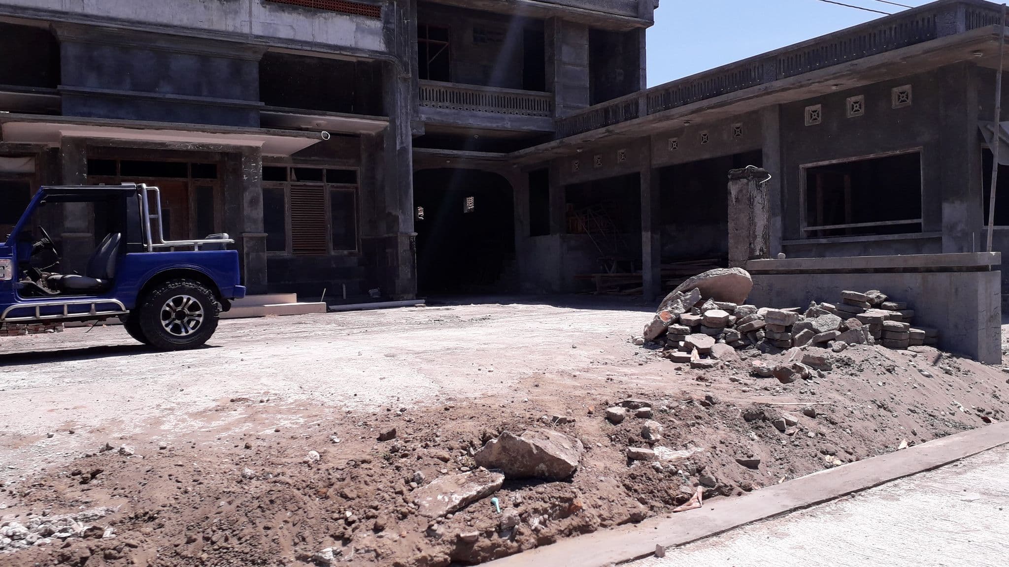 Street view near Losmen Panorama Parangtritis, Pundong — © geopotret (CC BY-SA · Mapillary)