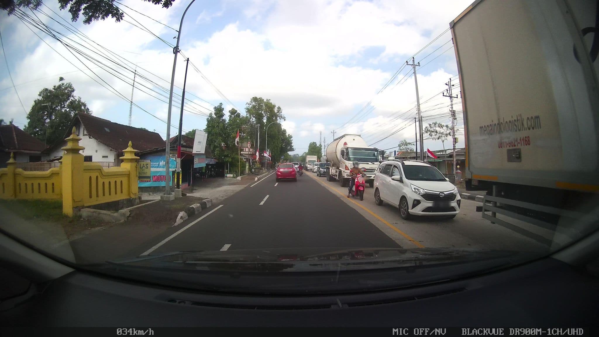 Street view near Hotel adinda parangtritis, Srandakan — © kaart_2 (CC BY-SA · Mapillary)