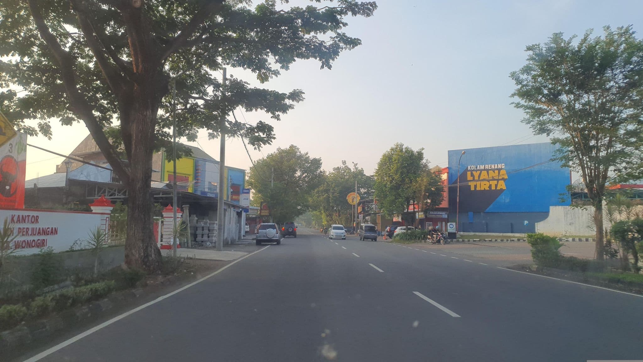 Street view near Hotel Permata Graha, Selogiri — © FotoPeta (CC BY-SA · Mapillary)