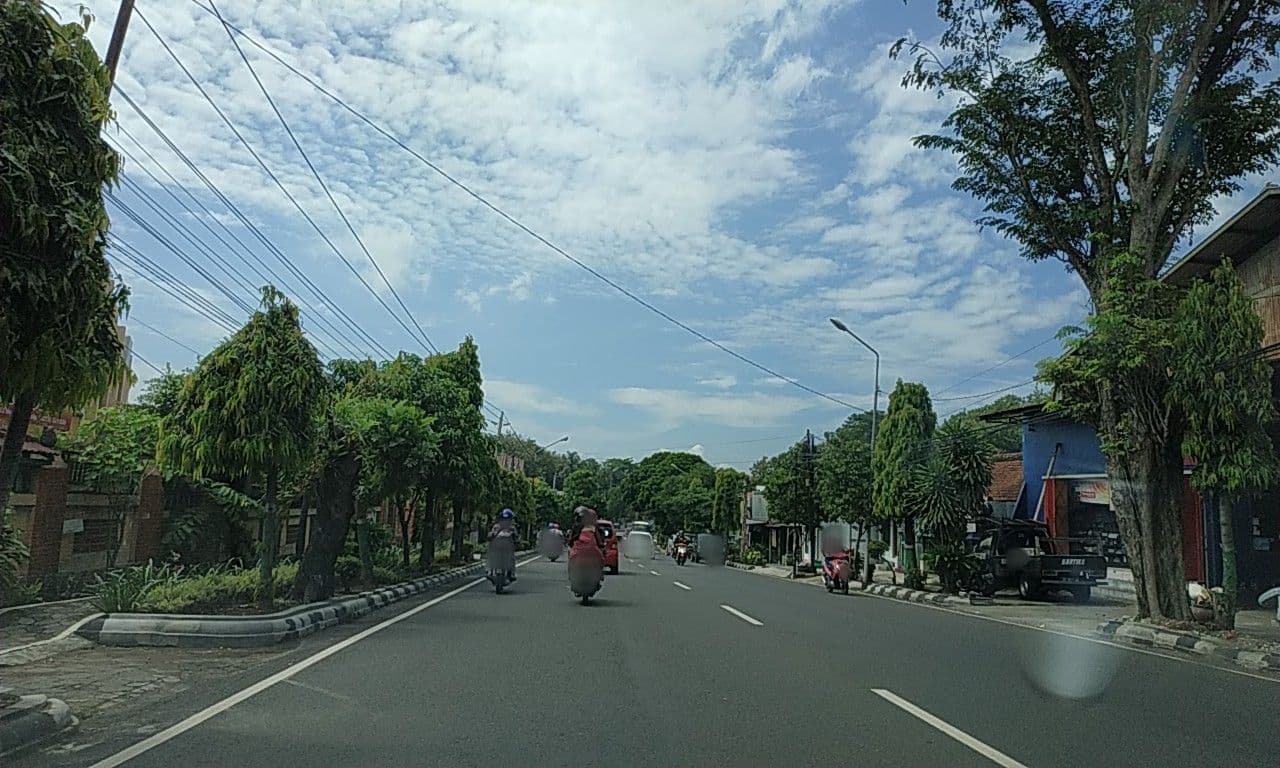 Street view near Hotel Giriloka, Selogiri — © riyadiwibowo (CC BY-SA · Mapillary)
