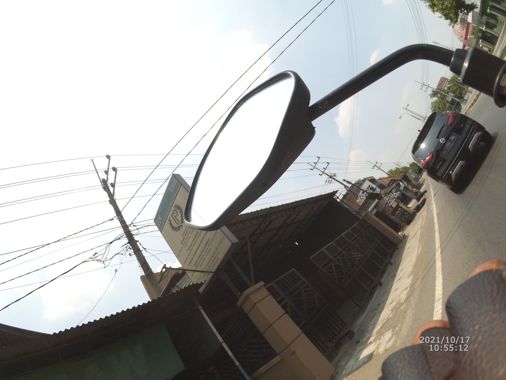Street view near Grand Surya Hotel, Soko — © maphunter_id (CC BY-SA · Mapillary)