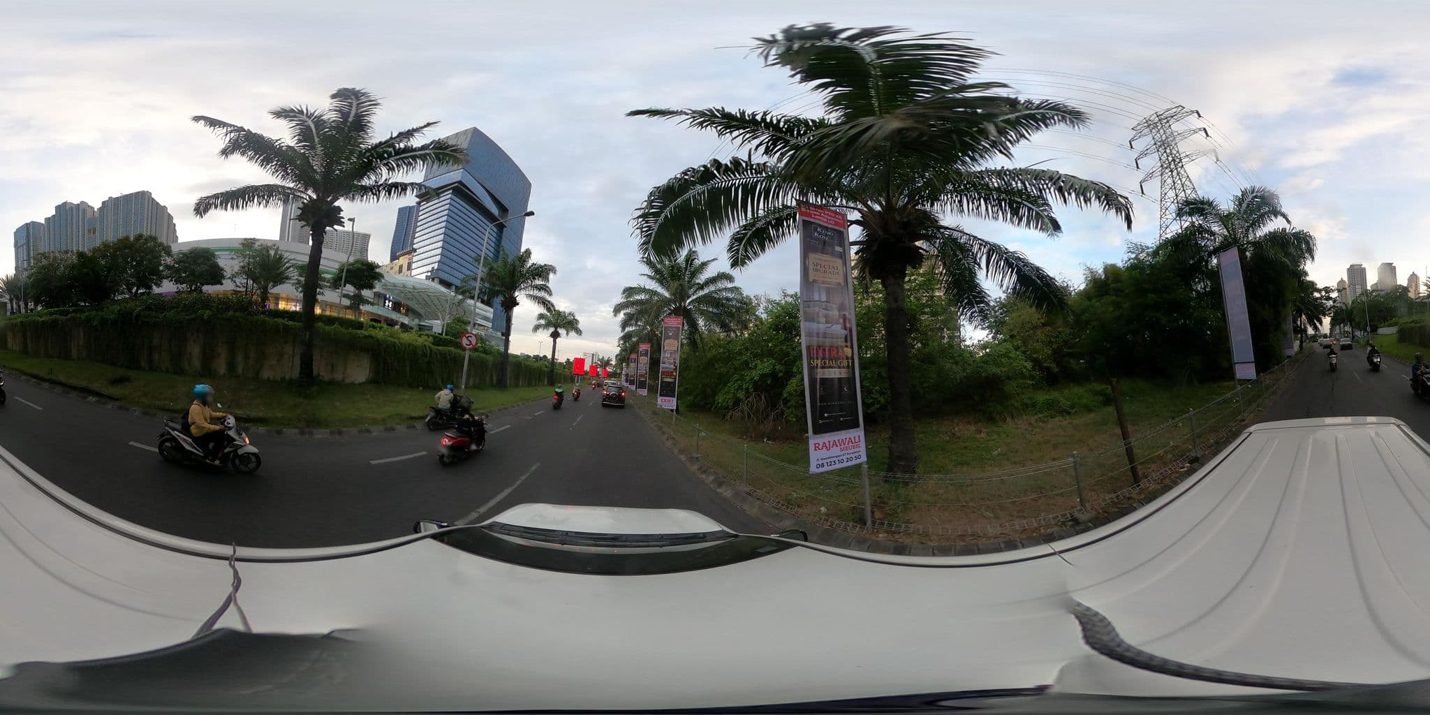 Street view near metropole #1 batu, Surabaya — © kaart_360 (CC BY-SA · Mapillary)