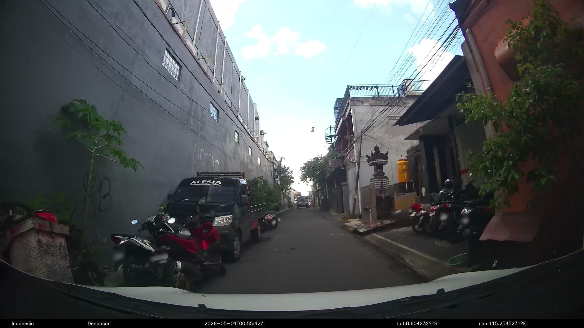 Street view near Hotel Nuansa Indah, Batubulan — © Kaart---FRONT (CC BY-SA · Mapillary)