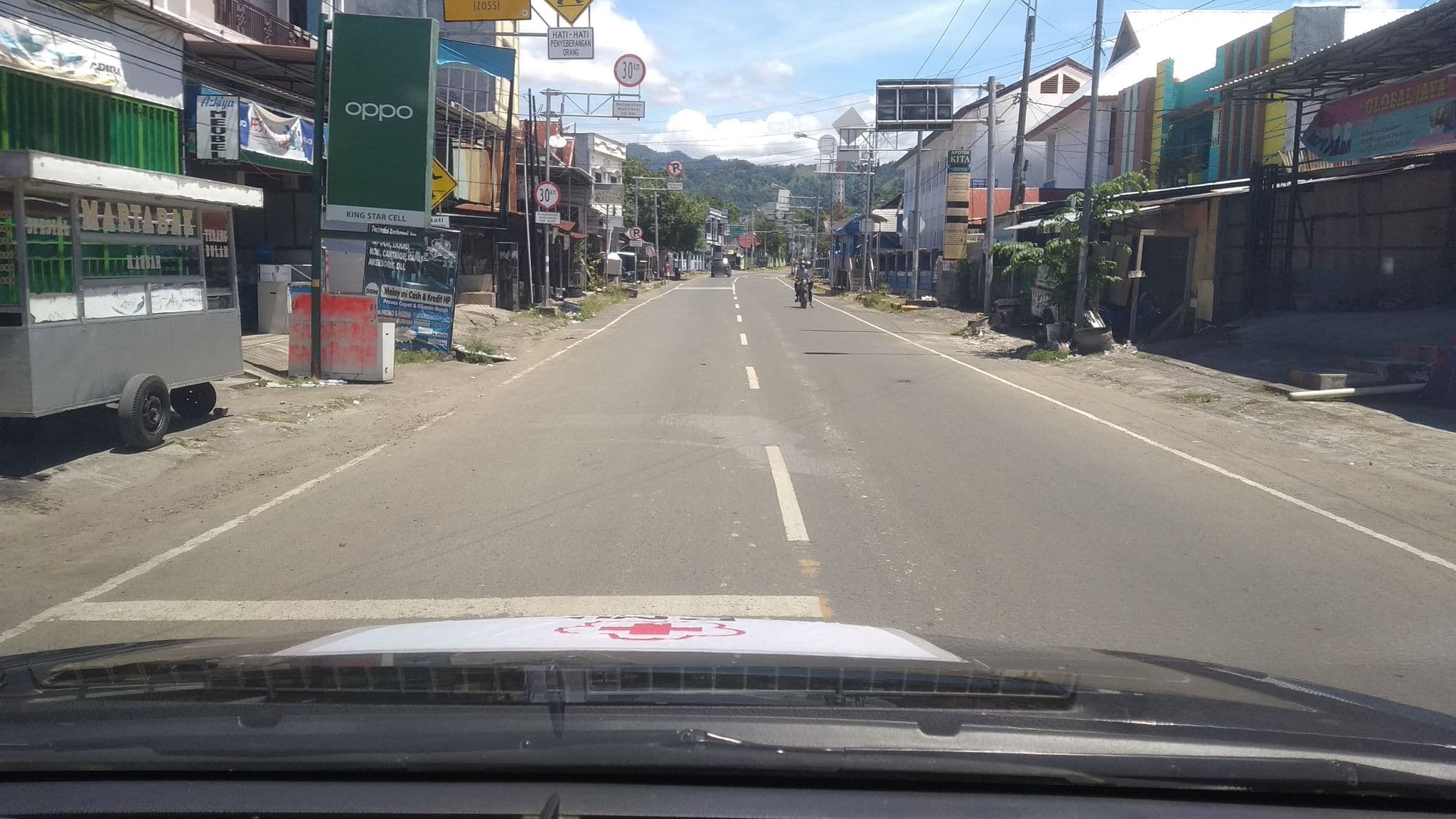 Street view near Wisma Tomborang, Mamuju — © benjidad (CC BY-SA · Mapillary)