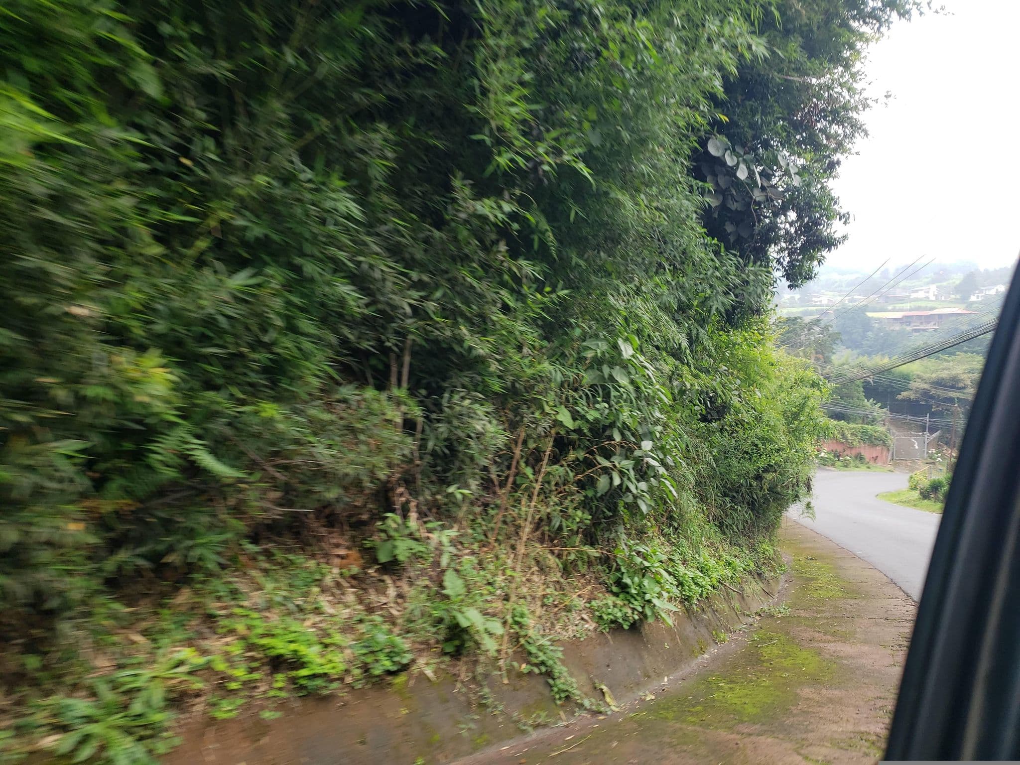 Street view near Chalets Los Volcanes, Santo Domingo — © mapfool (CC BY-SA · Mapillary)