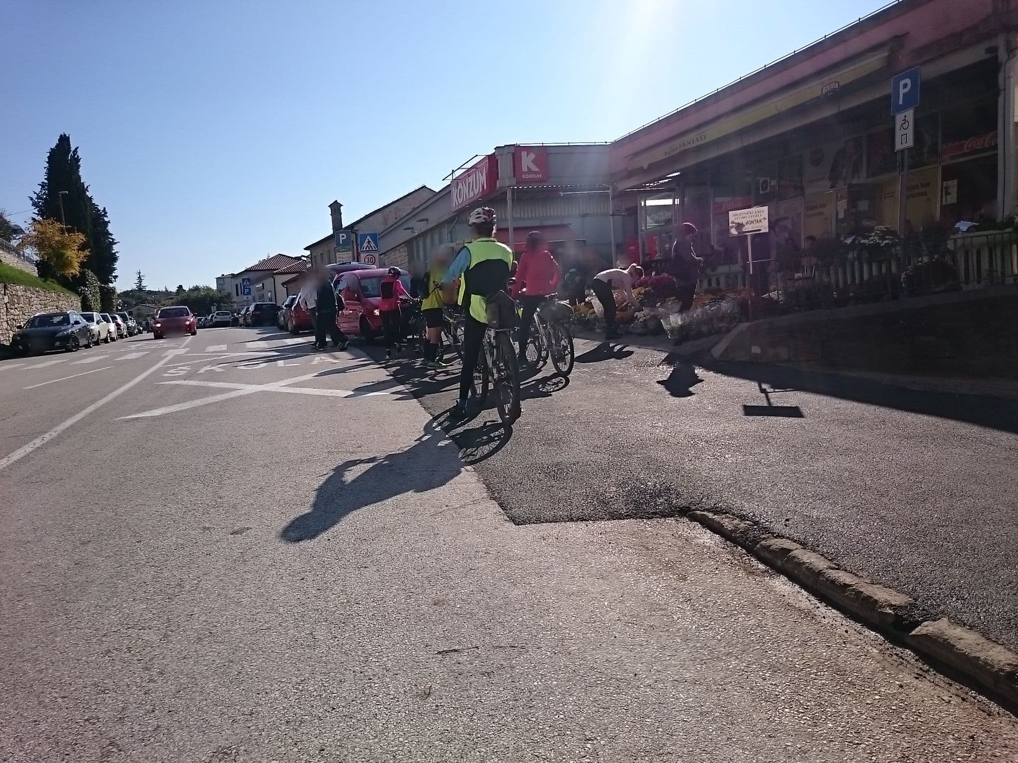 Street view near Bild vacanze in Istria Buje Croazia, Buje — © voschix (CC BY-SA · Mapillary)