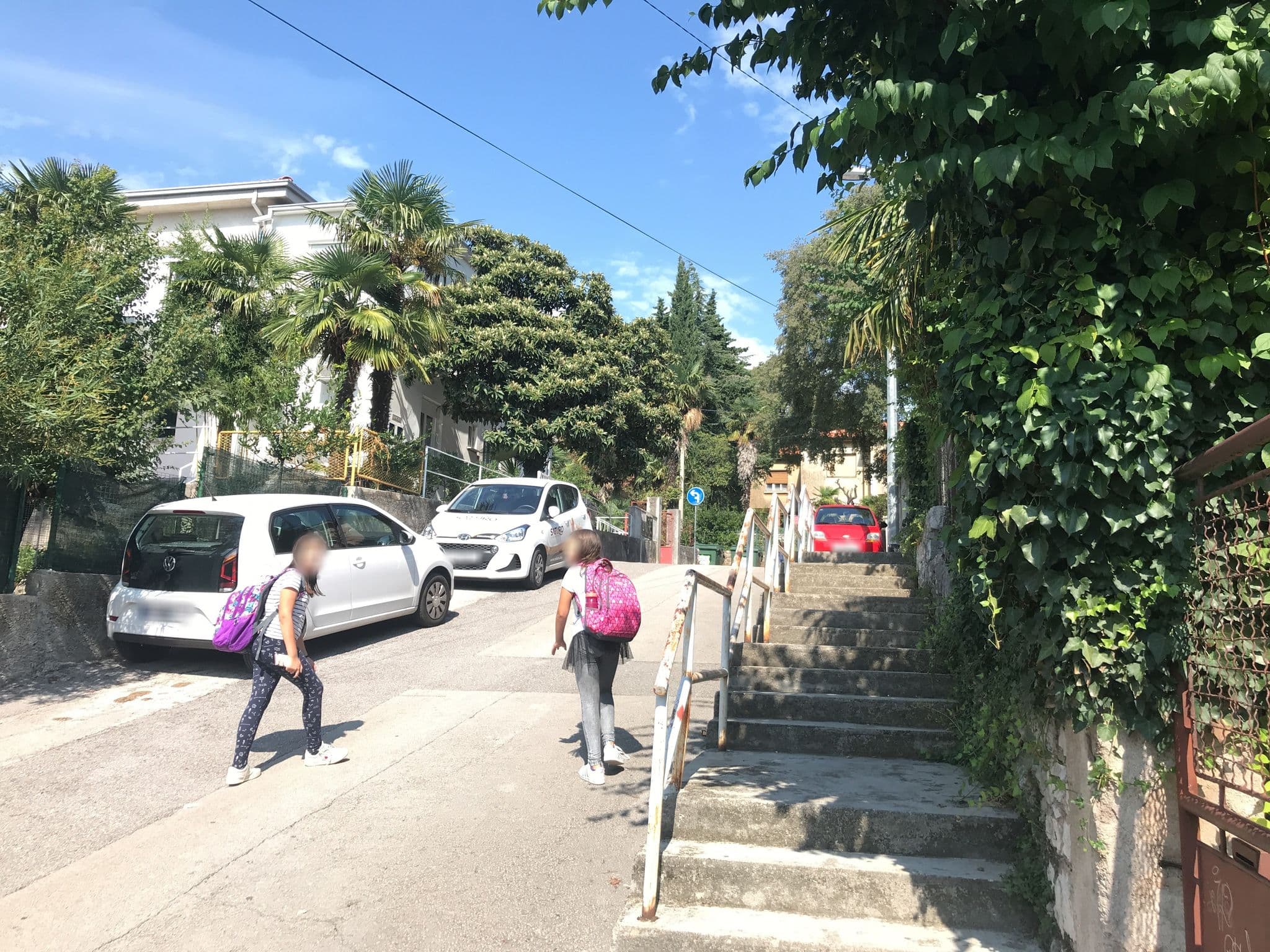 Street view near Apartmani Palmas Rijeka, Drenova — © ziwei (CC BY-SA · Mapillary)