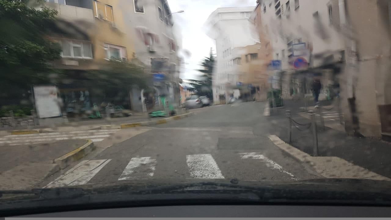 Street view near Srnec Apartments - Ciottina, Rijeka — © mik007 (CC BY-SA · Mapillary)