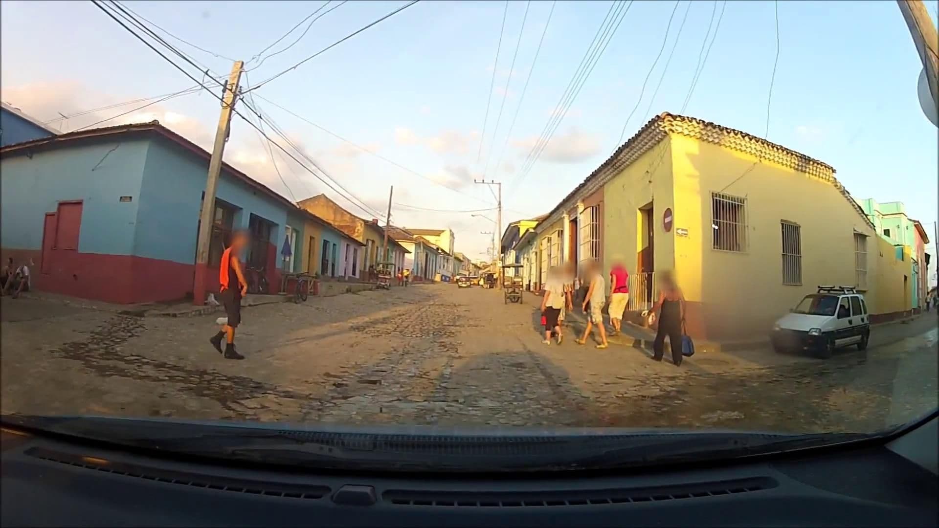 Street view near Hostal Uria, Trinidad