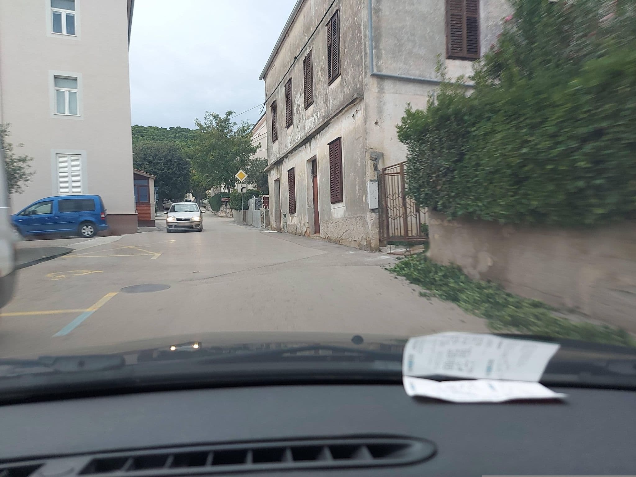 Street view near Pansion - Apartmani Rušev, Preko — © mik007 (CC BY-SA · Mapillary)