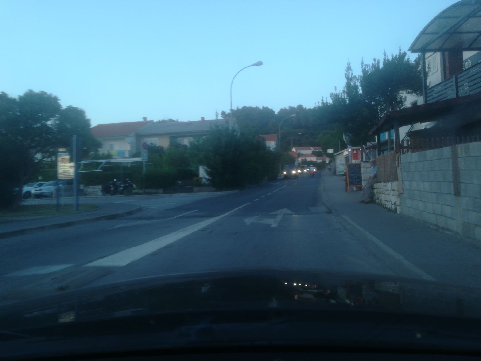 Street view near Apartments Rožić, Palit — © stefan4614 (CC BY-SA · Mapillary)