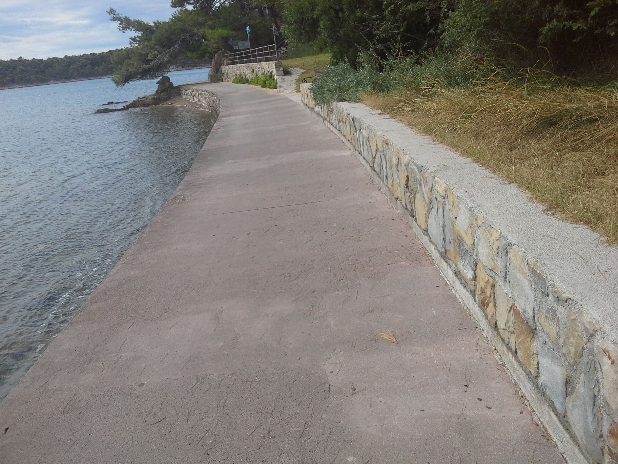Street view near Sea View Rooms Macolic, Palit — © klypern (CC BY-SA · Mapillary)