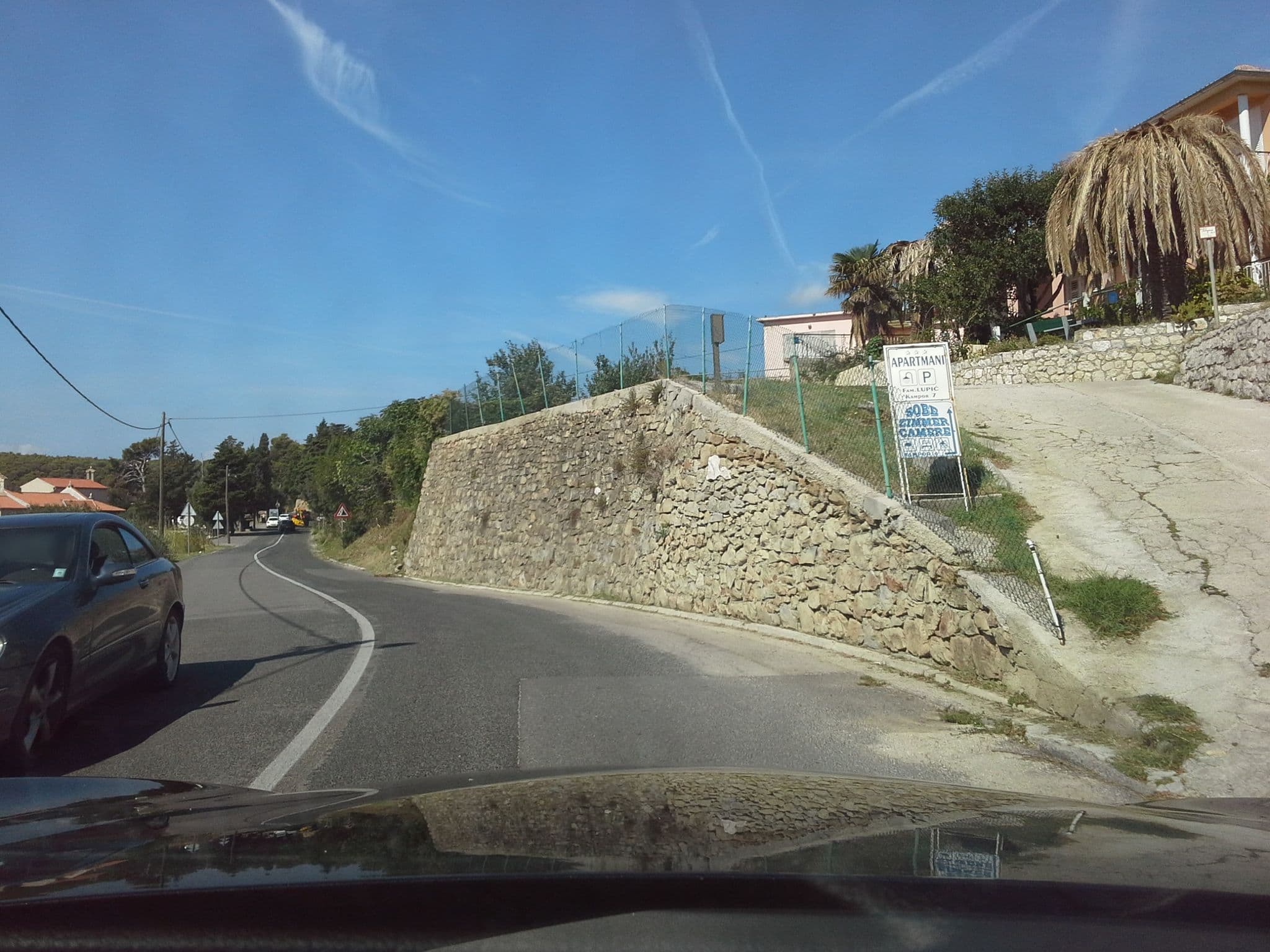 Street view near Tourist Village Suha Punta, Palit — © klypern (CC BY-SA · Mapillary)