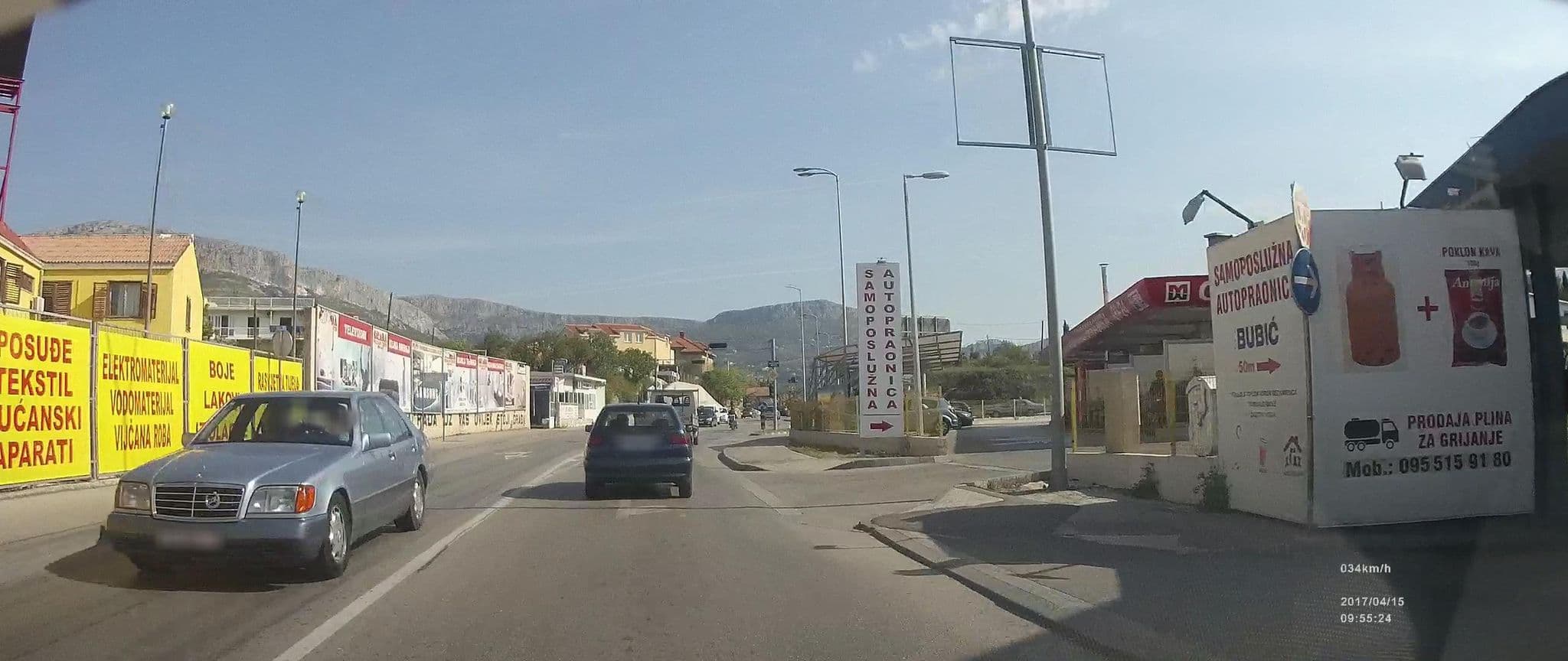 Street view near Apartman Buki in Split - Unesco Centar, Vranjic — © idelac (CC BY-SA · Mapillary)