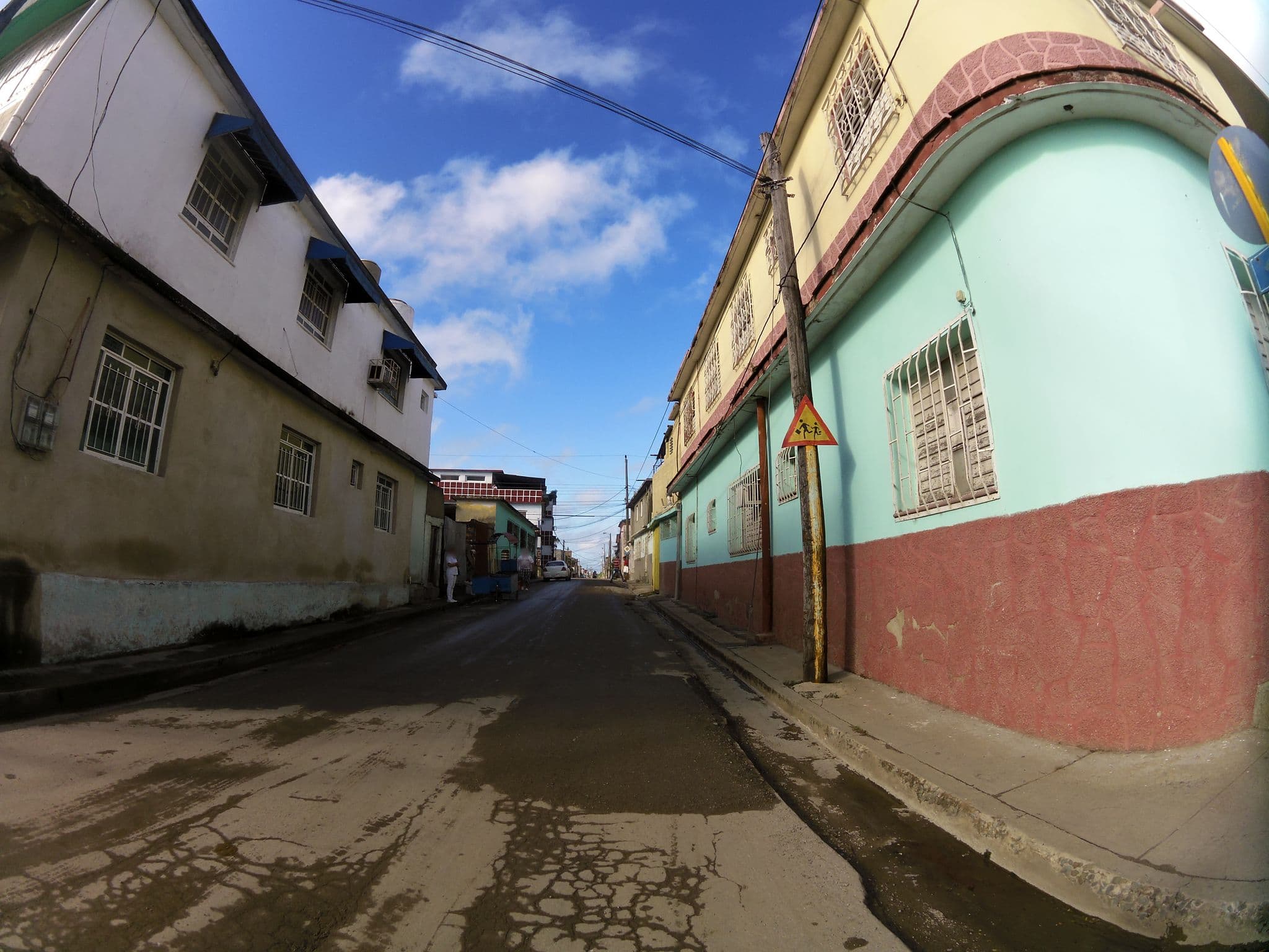 Street view near Mi Casa Grande, Las Tunas — © mronewheeldrive (CC BY-SA · Mapillary)