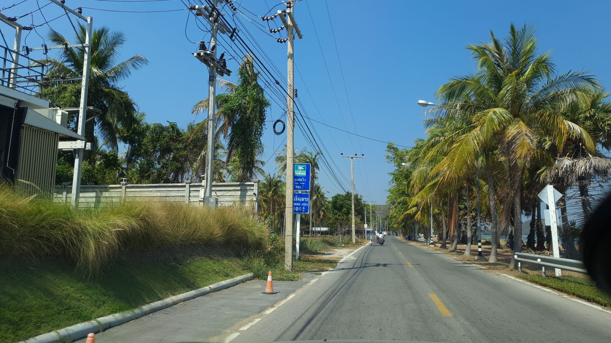 Street view near Varinah Resort, Sam Roi Yot — © jrcarlsen (CC BY-SA · Mapillary)