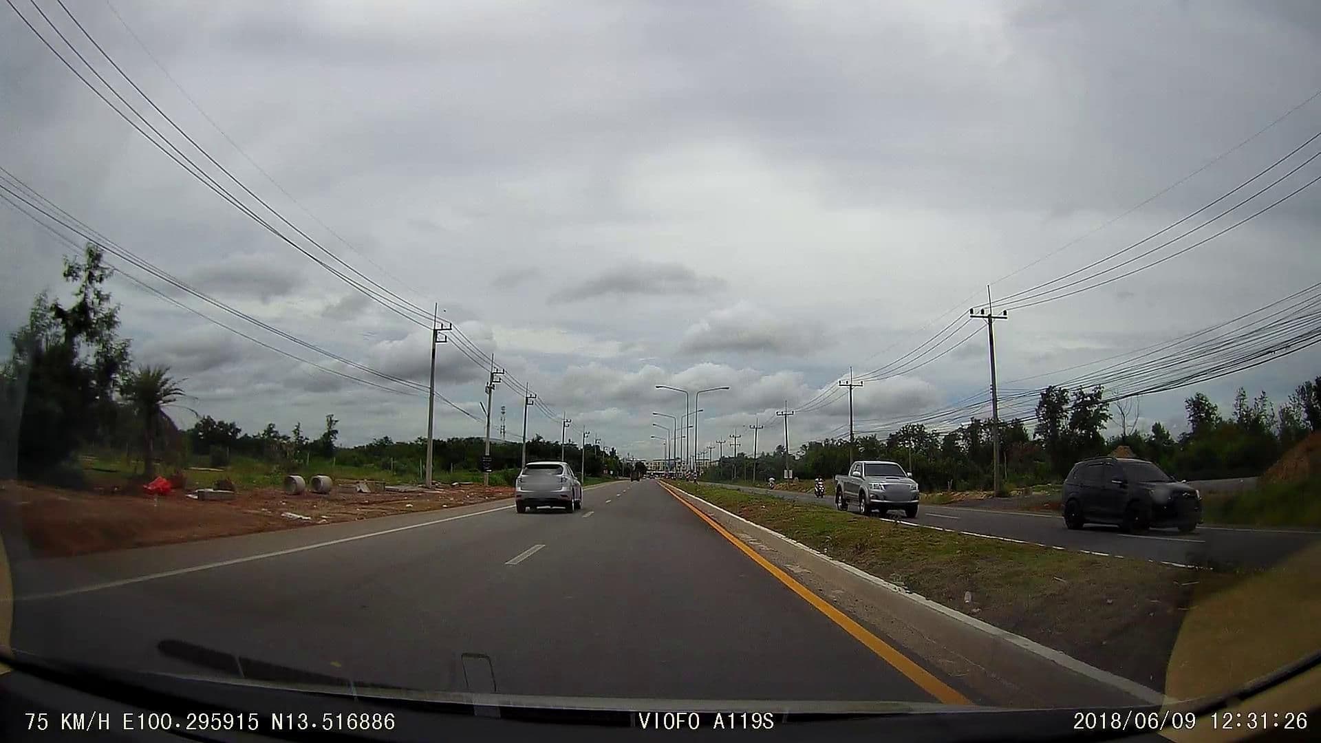 Street view near มารีน โฮเทล 24Hr., Samut Sakhon — © poramet (CC BY-SA · Mapillary)