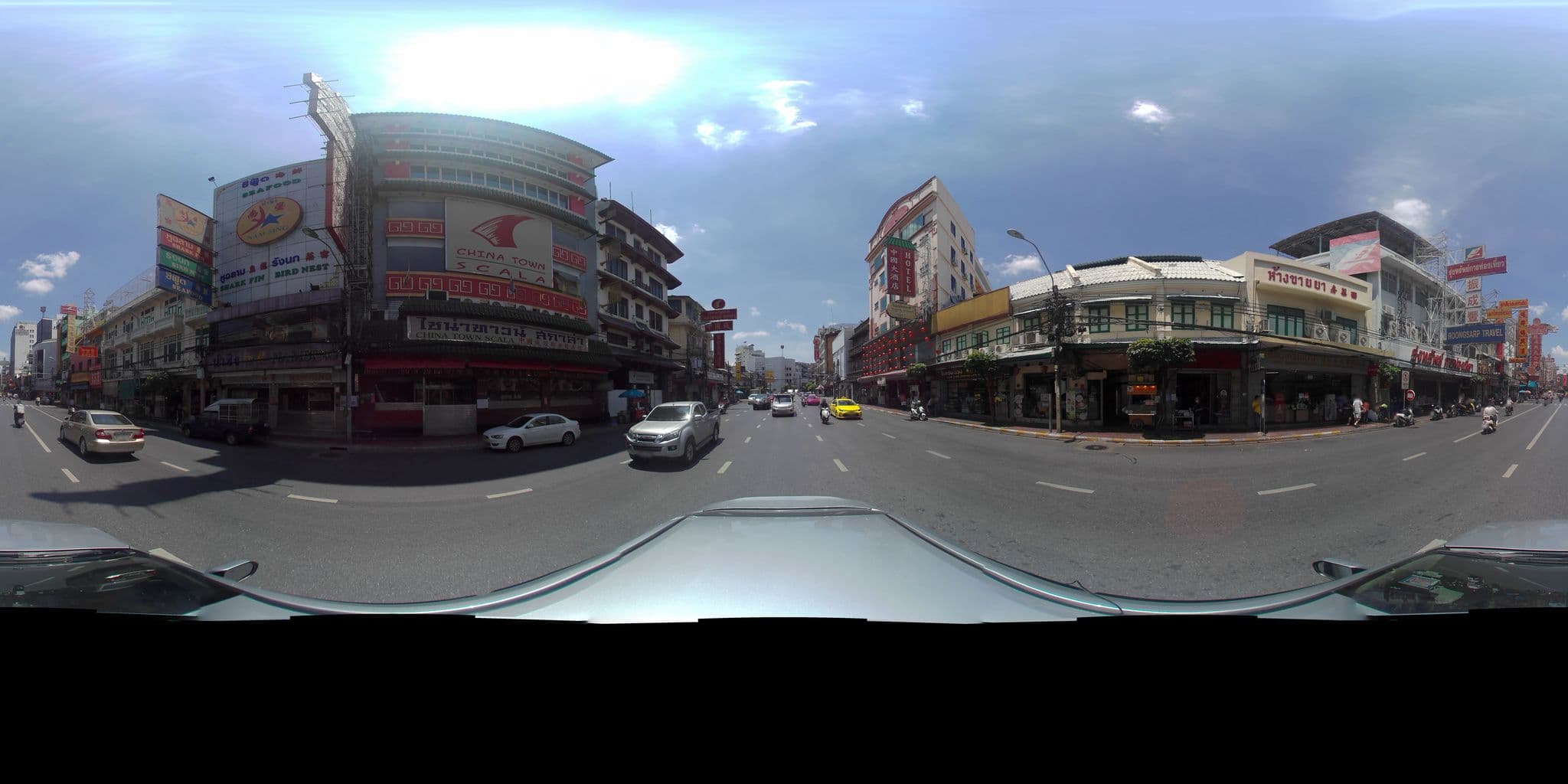 Street view near Scala Hostel, Samphantawong — © P05466 (CC BY-SA · Mapillary)