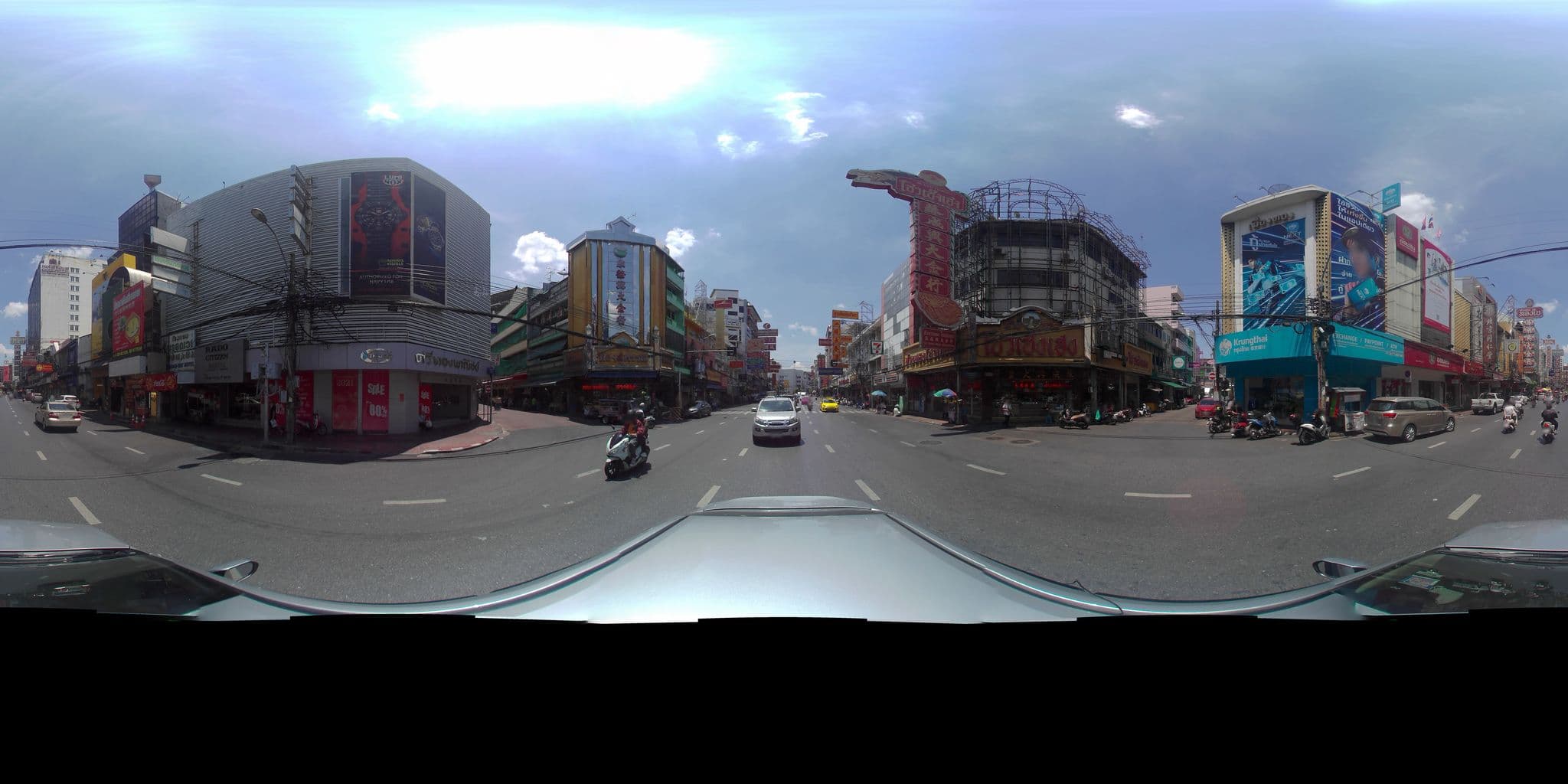 Street view near Broadway Hotel, Samphantawong — © P05466 (CC BY-SA · Mapillary)