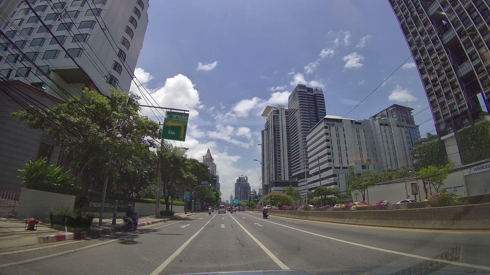 Street view near Tropical Summer Bowl, Sathon — © ThailandCambodia (CC BY-SA · Mapillary)