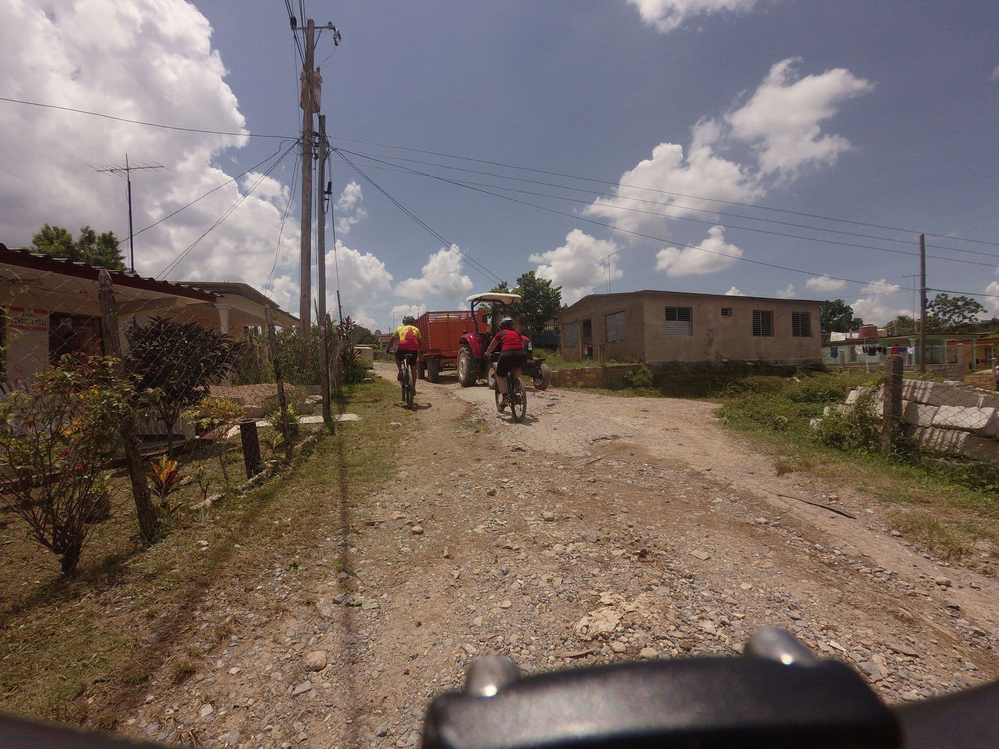 Street view near casa de renta, Viñales