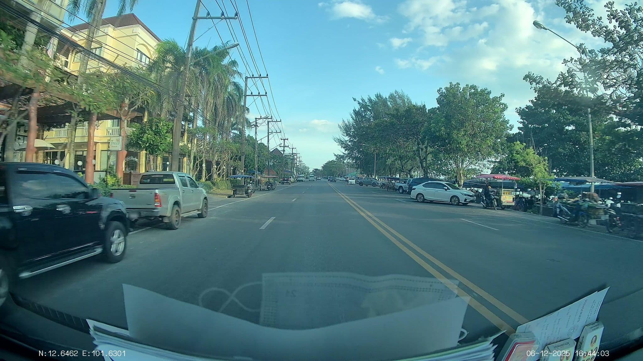 Street view near Mae Pim Resort Hotel, Klaeng — © ThailandCambodia (CC BY-SA · Mapillary)