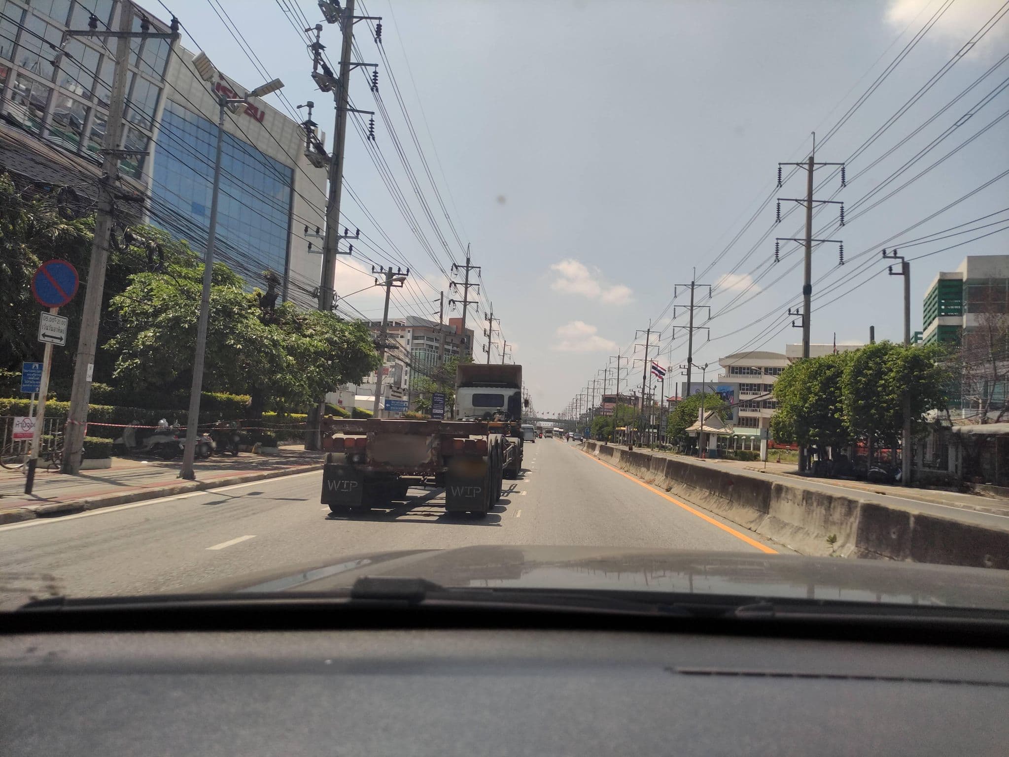 Street view near Lima CoCo Resort @Samed, Phra Pradaeng — © kasetitkml_pipitchai (CC BY-SA · Mapillary)