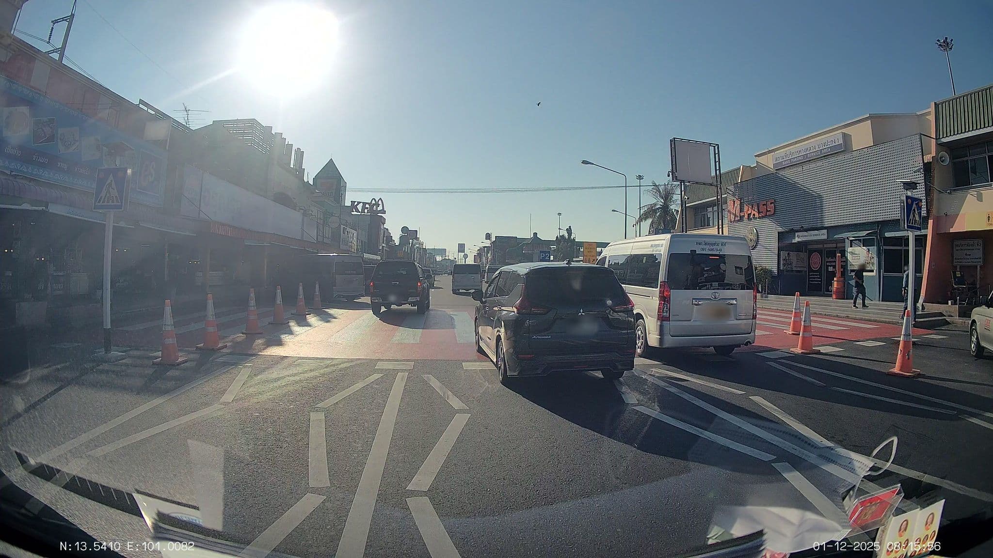 Street view near Imperial Queen Park, Bang Pakong — © ThailandCambodia (CC BY-SA · Mapillary)
