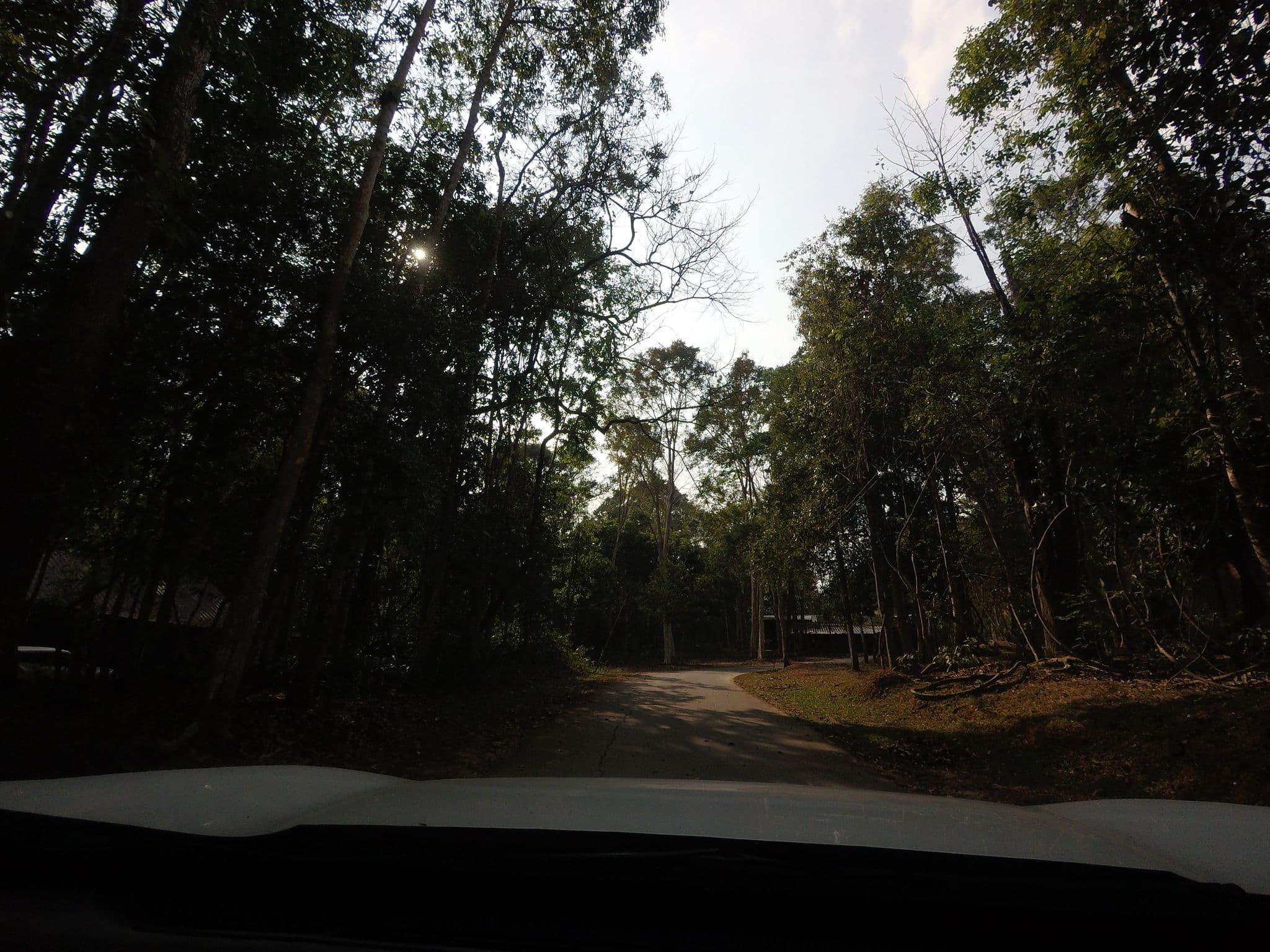 Street view near บ้านกองแก้ว 104, Ban Noen Hom — © mishari (CC BY-SA · Mapillary)