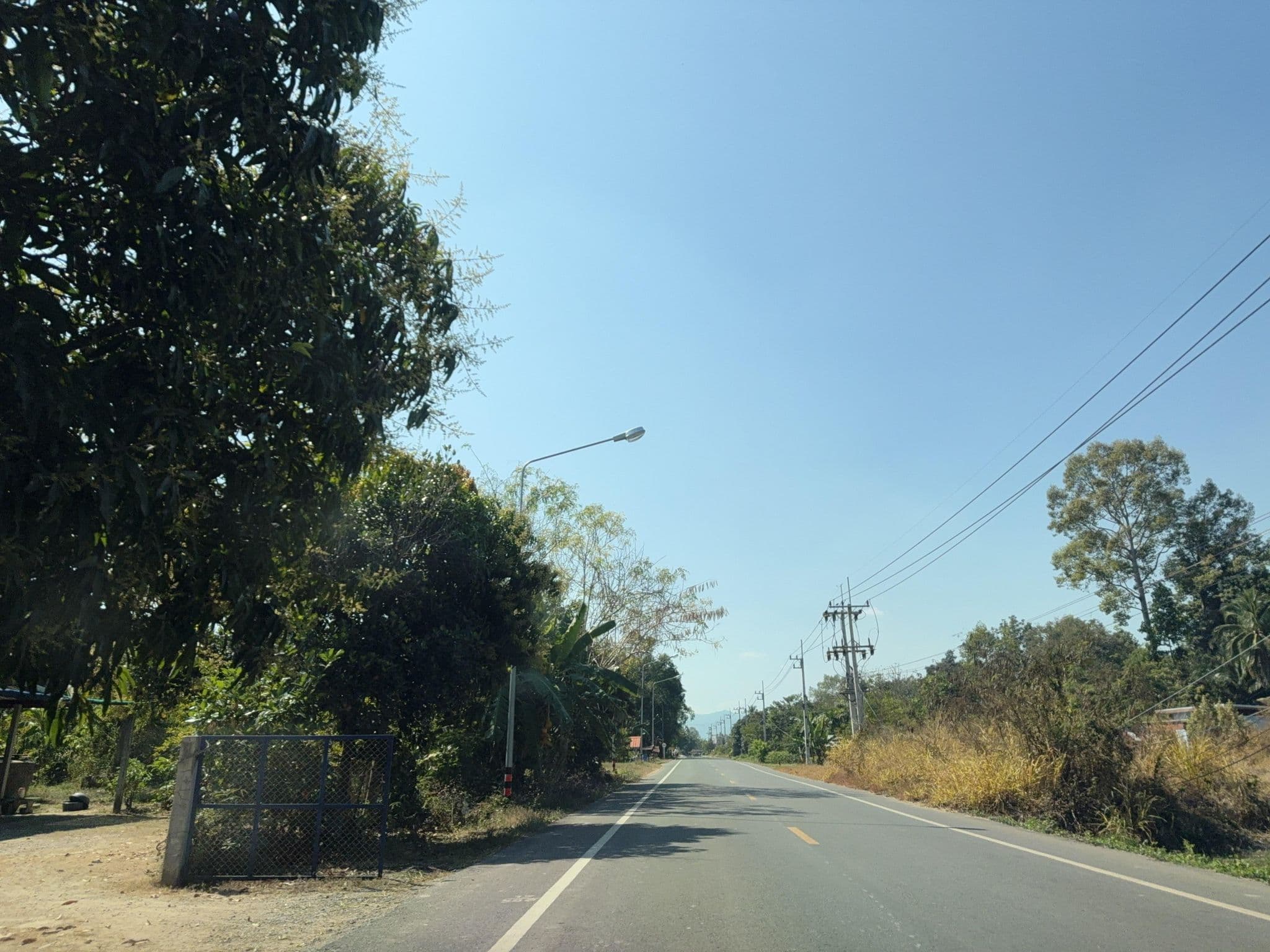 Street view near happy room, Thap Than — © kasidetma (CC BY-SA · Mapillary)
