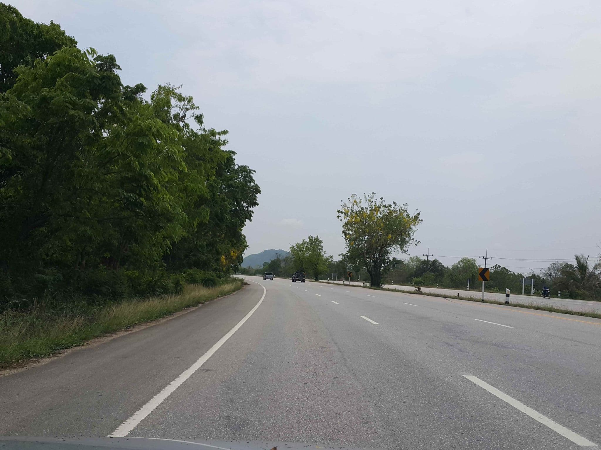 Street view near โรงแรม รุ่มเย็น เชียงใหม่, Thoen — © jrcarlsen (CC BY-SA · Mapillary)