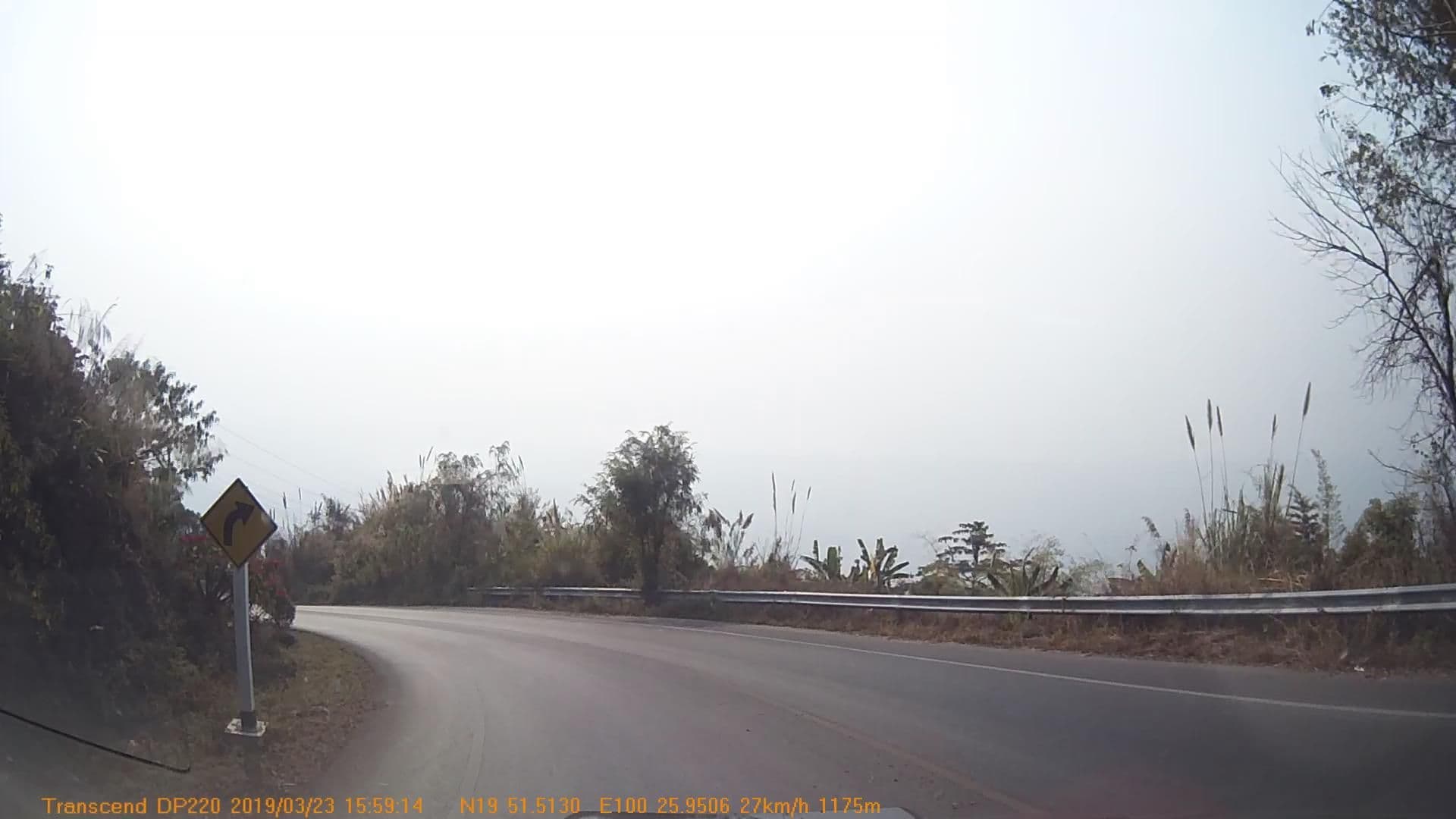 Street view near ภูชี้ฟ้า รีสอร์ต, Chiang Kham — © mapcreator (CC BY-SA · Mapillary)