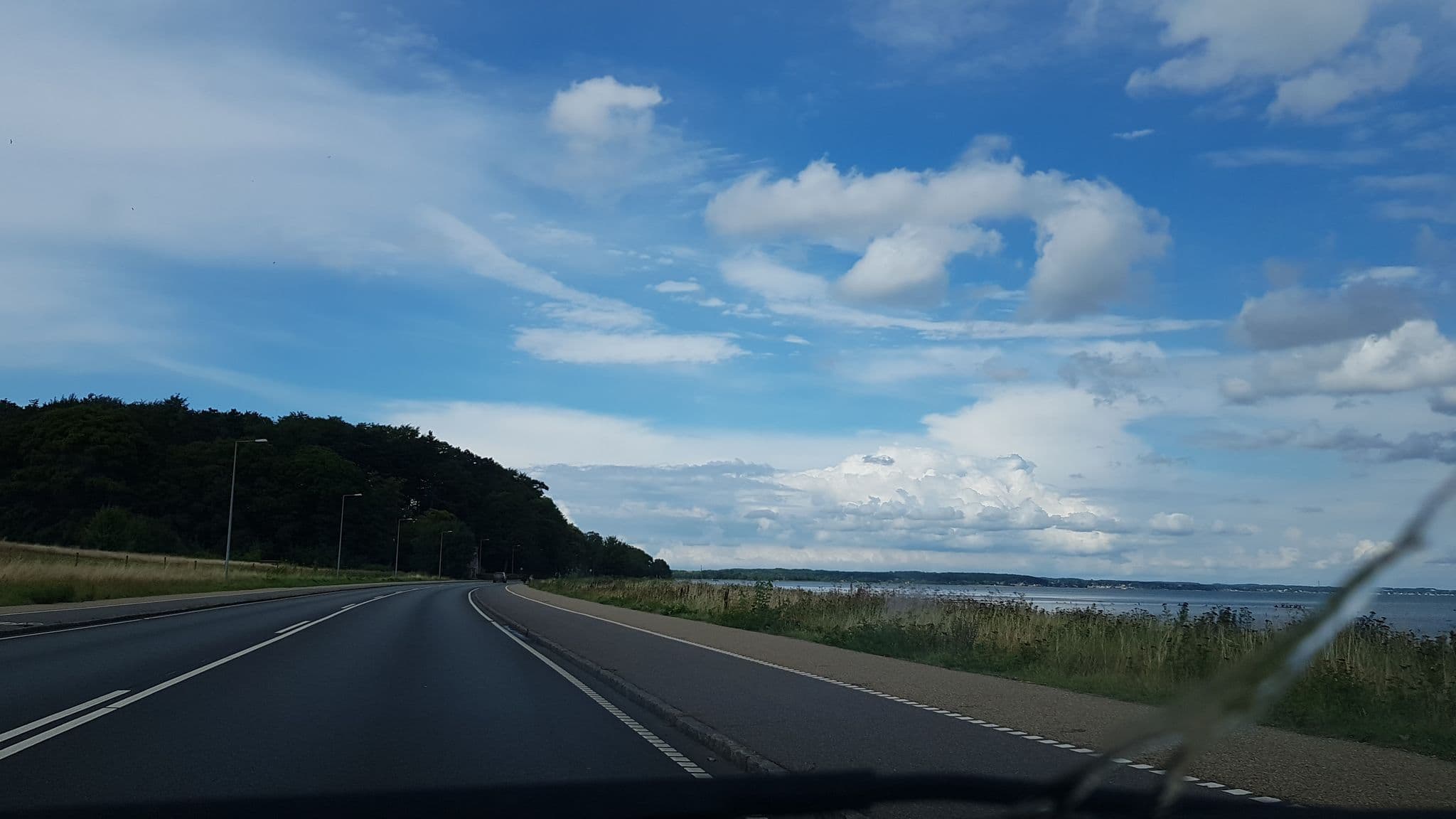 Street view near Udsigtspunkt, Hørsholm — © elgaard (CC BY-SA · Mapillary)