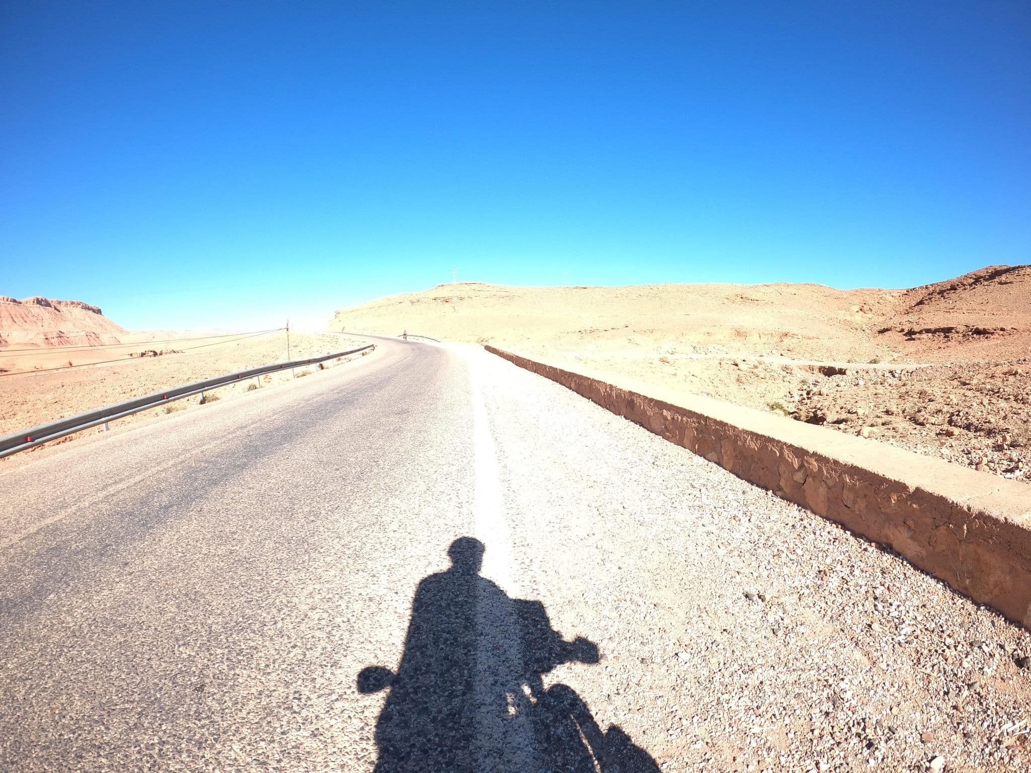 Street view near Auberge Ayouze, Tabount — © masterofnoroad (CC BY-SA · Mapillary)