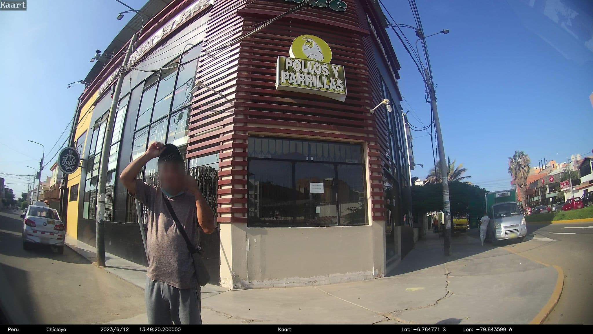 Street view near Hotel Presidente, Chiclayo — © kaart_2 (CC BY-SA · Mapillary)