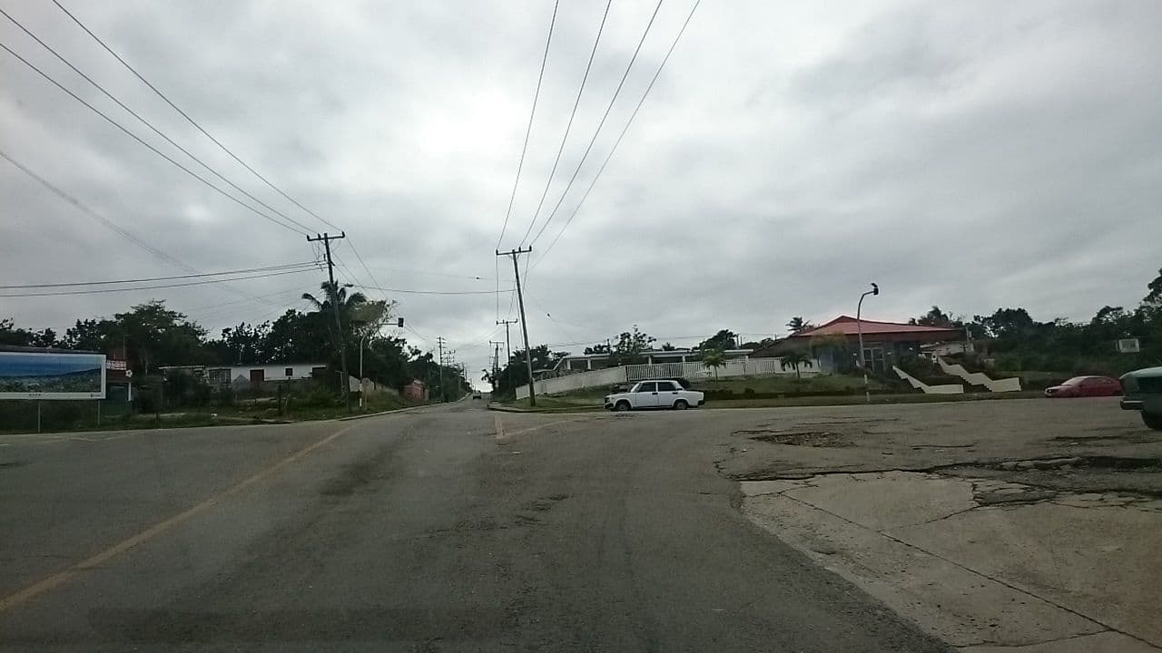 Street view near Residencia Los Reyes, Guanabo