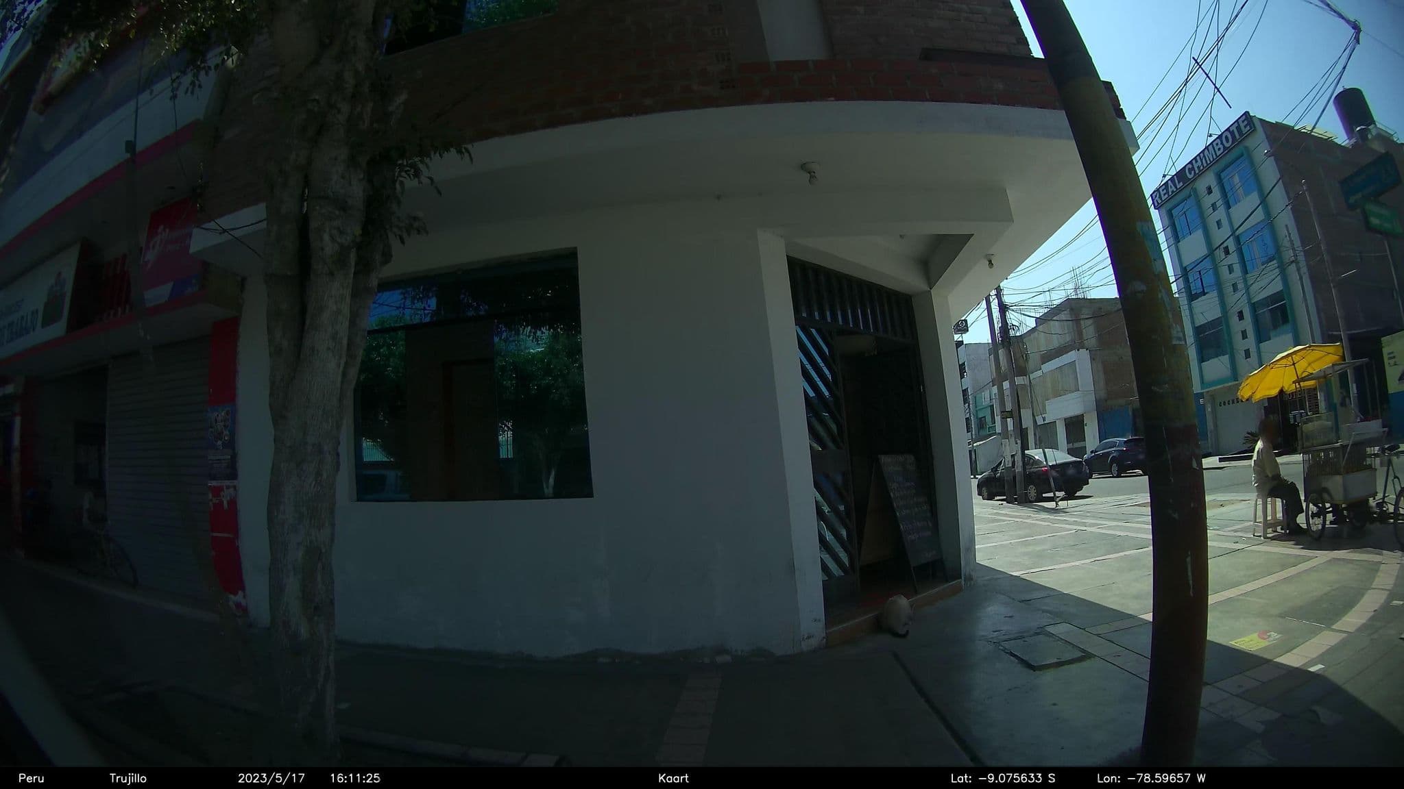 Street view near Hotel Real Chimbote, Chimbote — © kaart_2 (CC BY-SA · Mapillary)