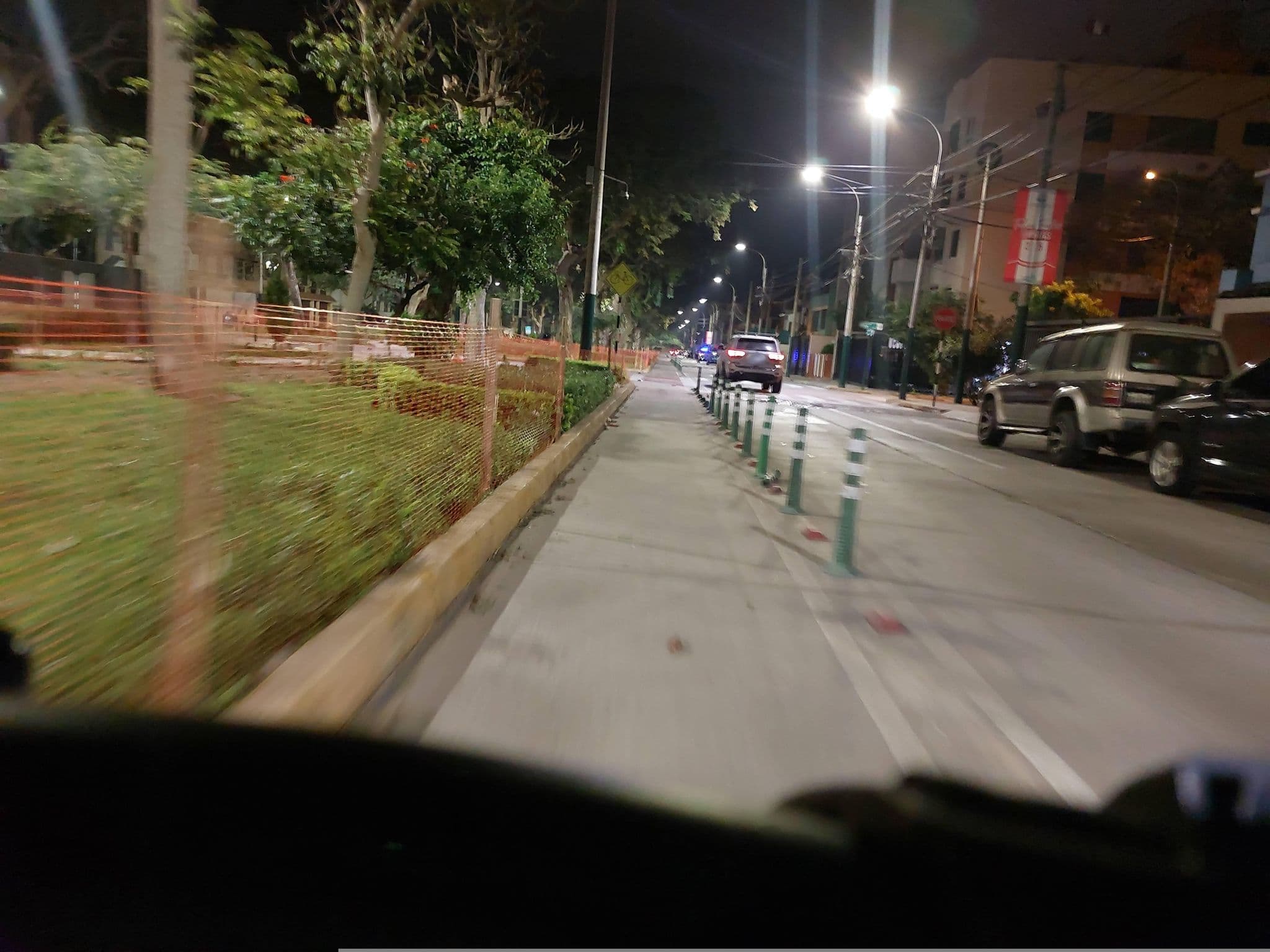 Street view near Hostal Turistico Cosmopolita, San Isidro — © ciclolibres (CC BY-SA · Mapillary)