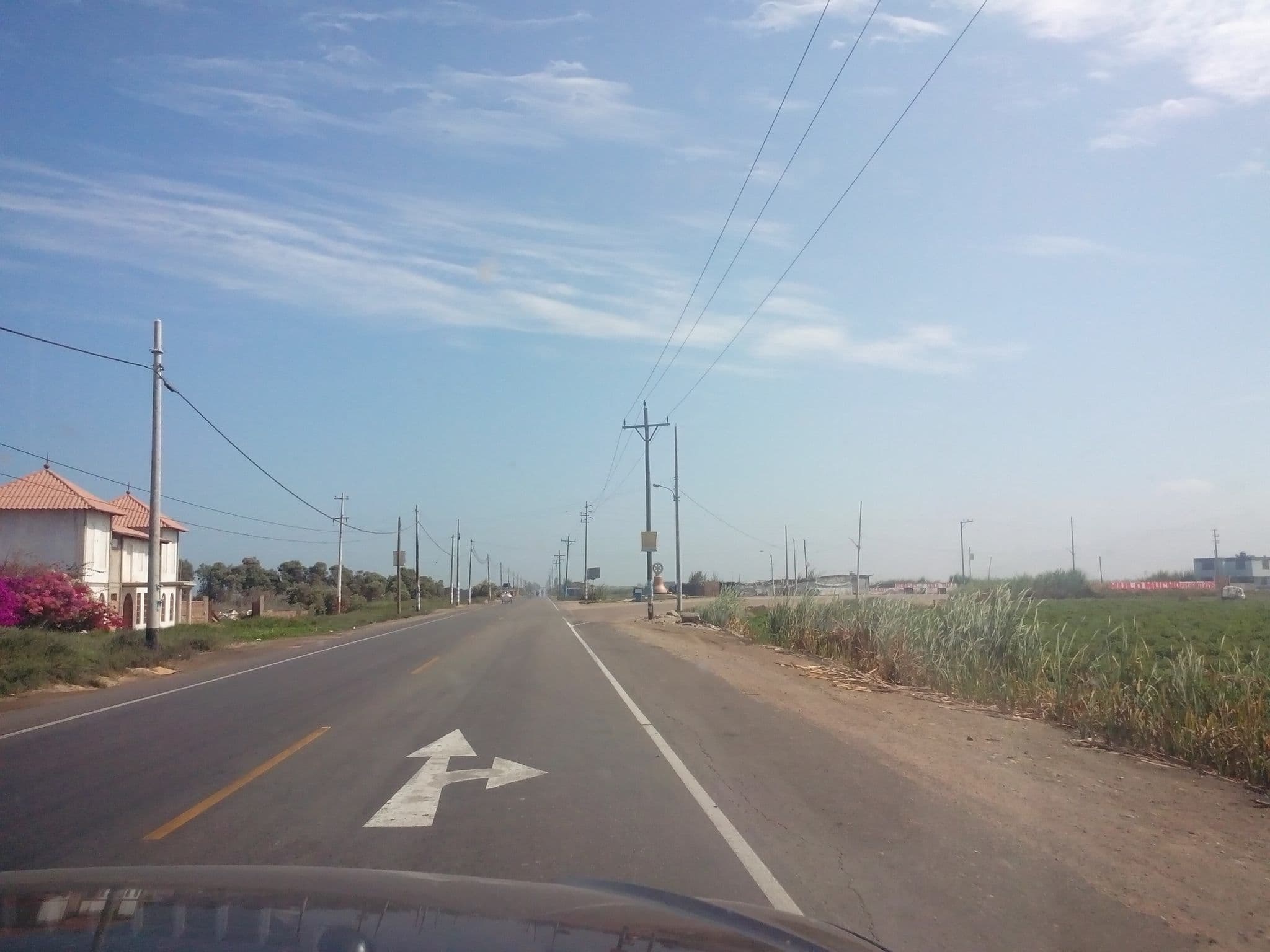Street view near Punta arenas, Camaná — © derfred (CC BY-SA · Mapillary)