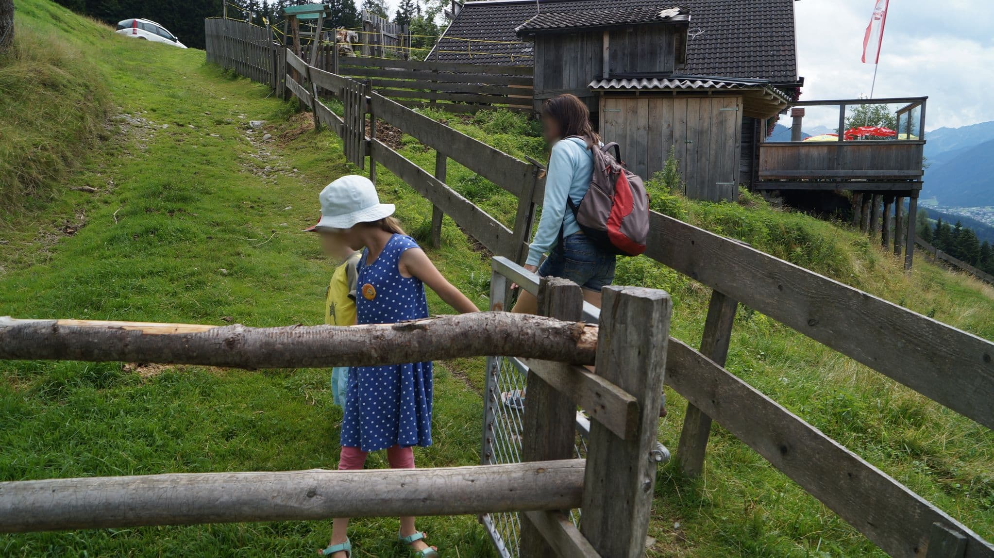 Street view near Moosalm, Eben im Pongau — © fahrradfahrer (CC BY-SA · Mapillary)