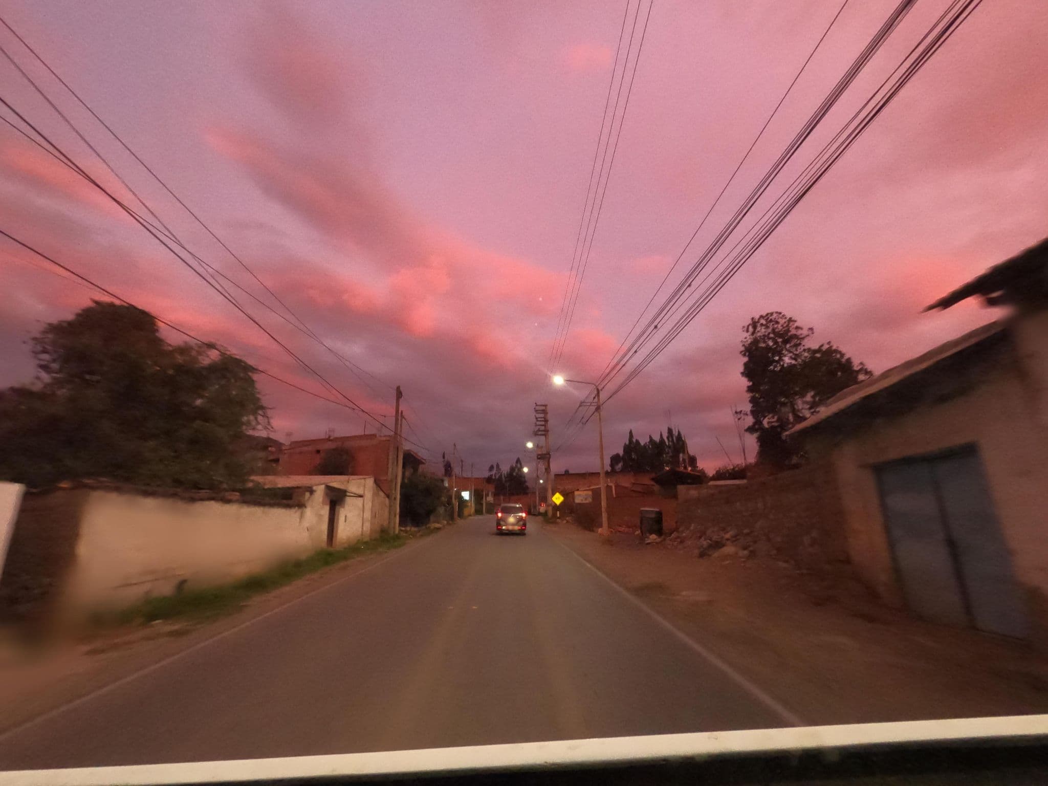 Street view near Comtucar, Carhuaz — © MuitoAlemdasFronteiras (CC BY-SA · Mapillary)