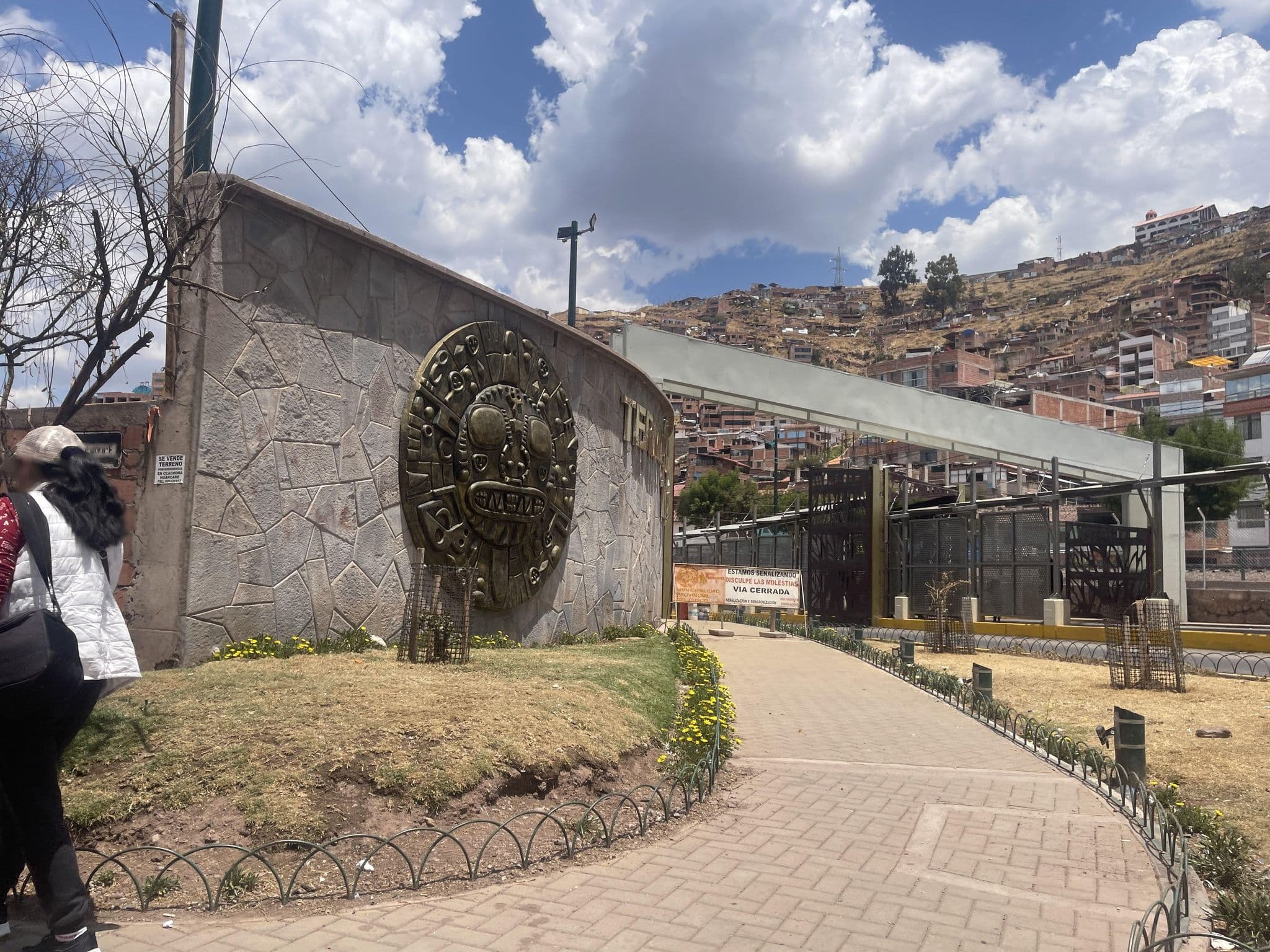 Street view near Platinium Palace, Cusco — © katyamelrolf (CC BY-SA · Mapillary)