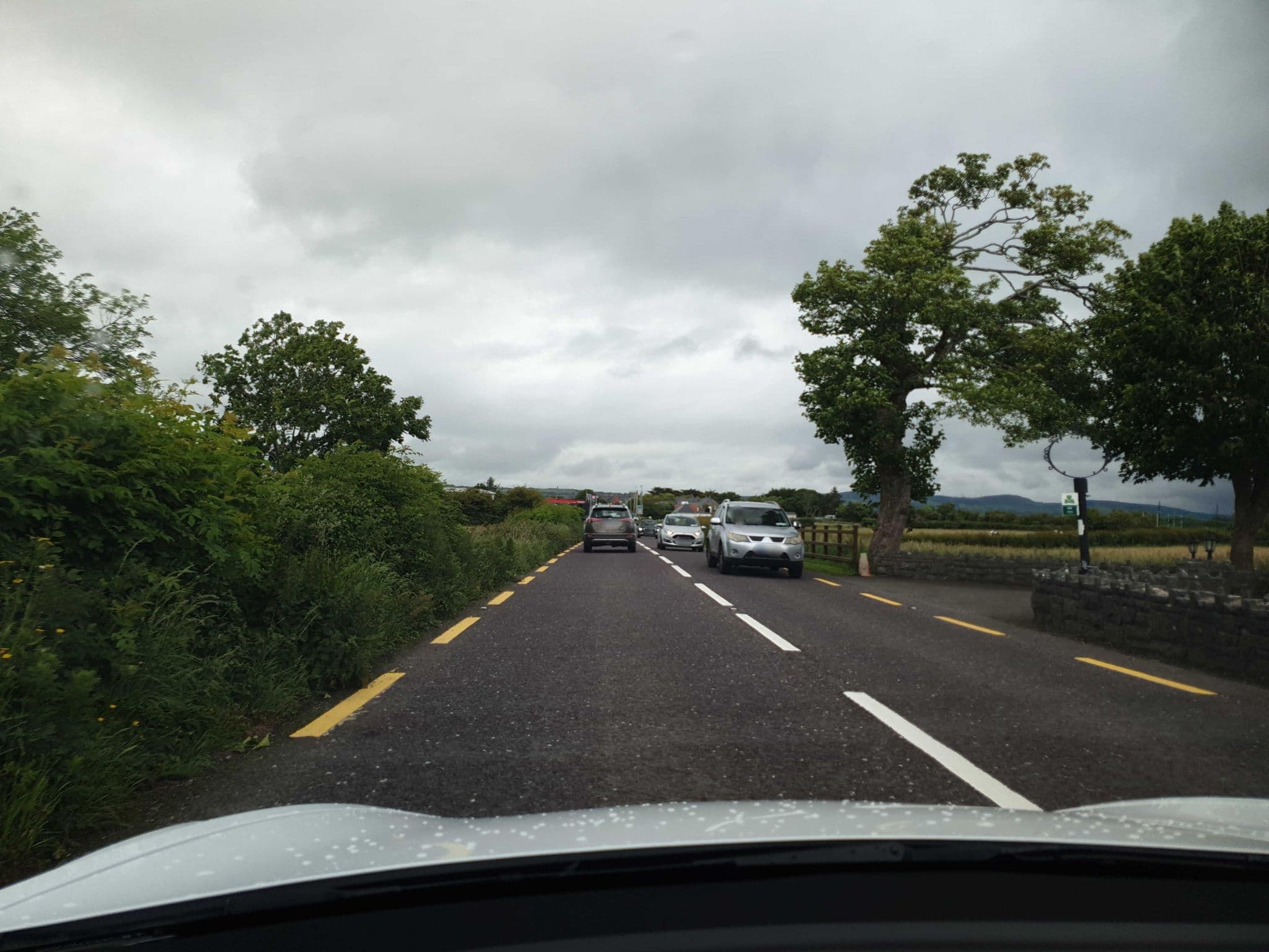 Street view near Bleach Farmhouse B&B, Tralee — © yannakis (CC BY-SA · Mapillary)