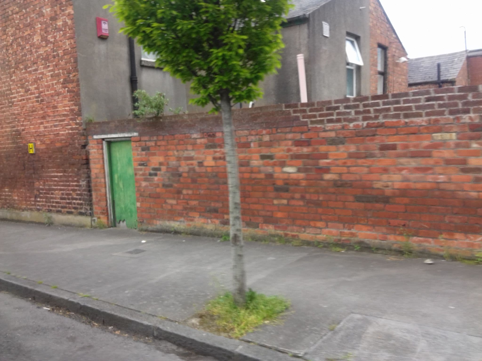 Street view near Abbington House, Drumcondra — © debigc (CC BY-SA · Mapillary)